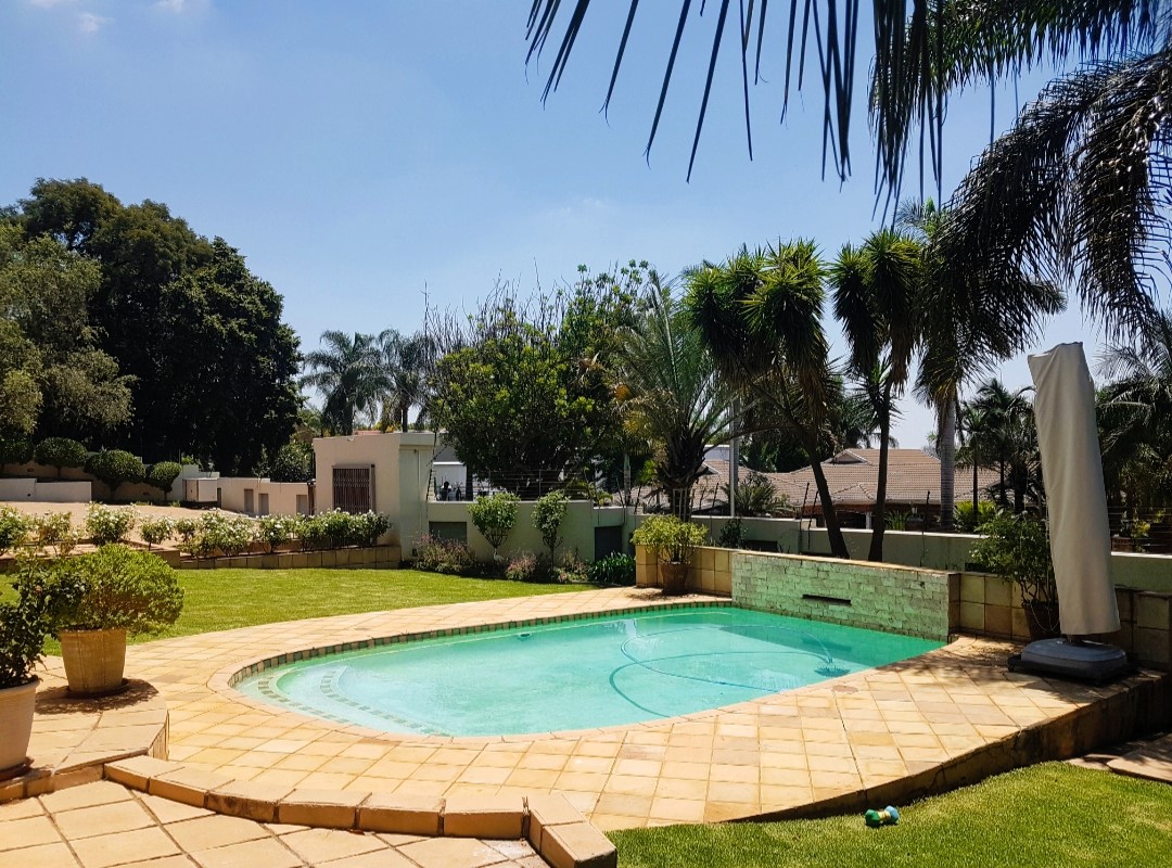 5 Bedroom Property for Sale in Montana Park Gauteng