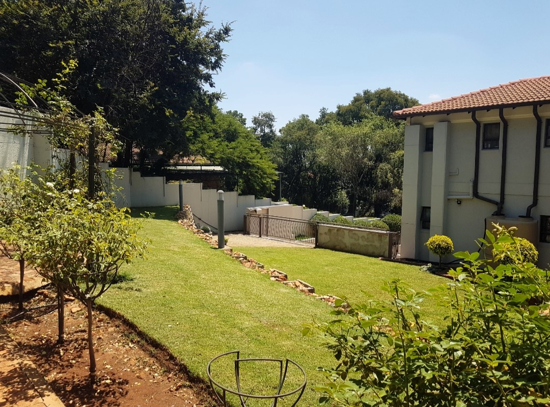 5 Bedroom Property for Sale in Montana Park Gauteng