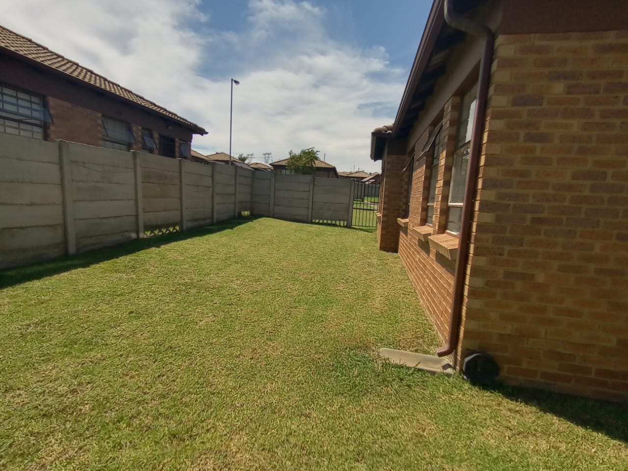 3 Bedroom Property for Sale in Olievenhoutbosch Gauteng