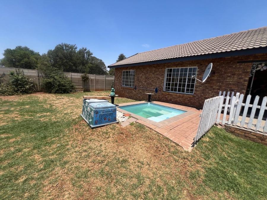 2 Bedroom Property for Sale in Meyerton Central Gauteng