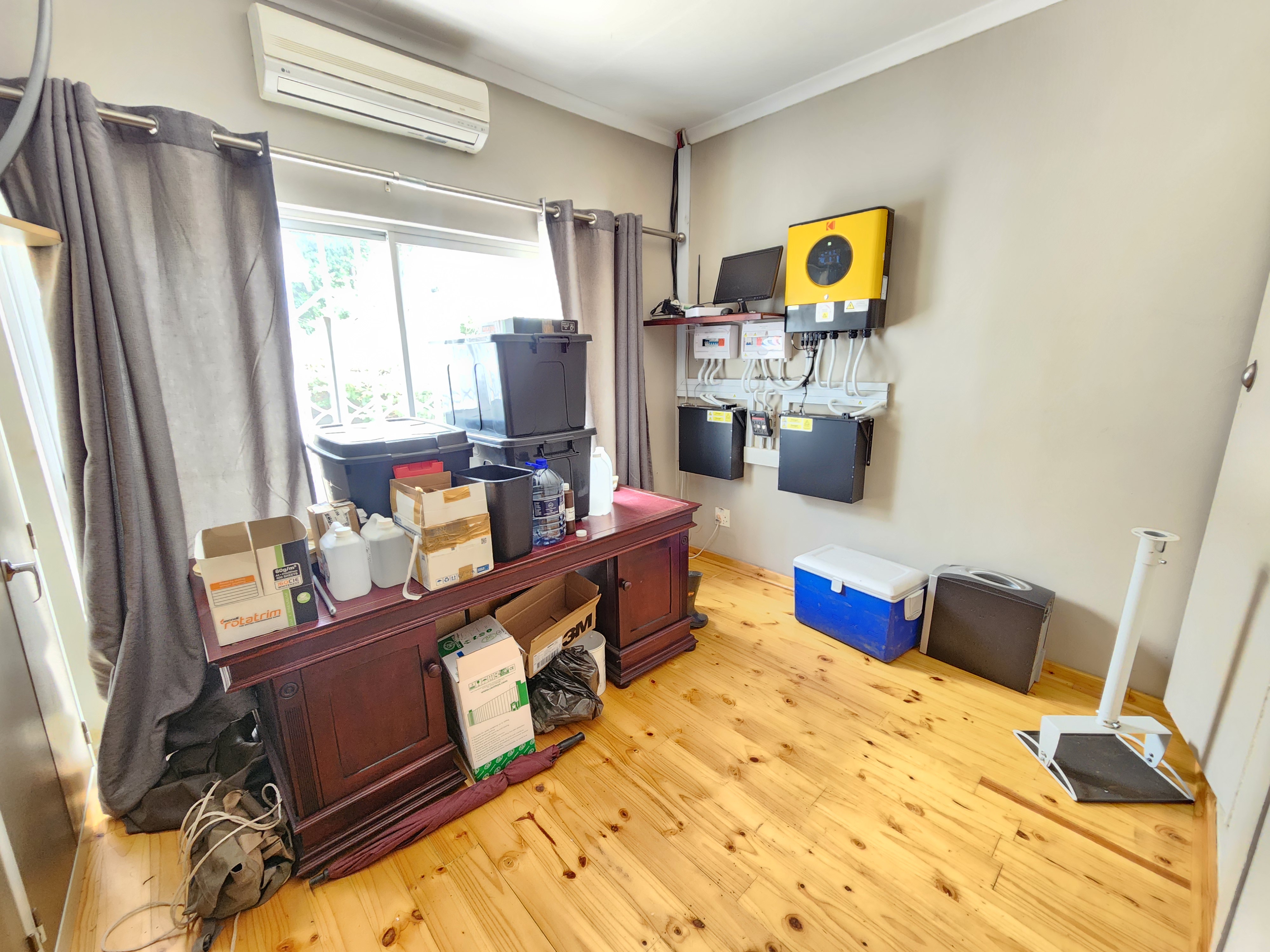 3 Bedroom Property for Sale in Nieuw Muckleneuk Gauteng