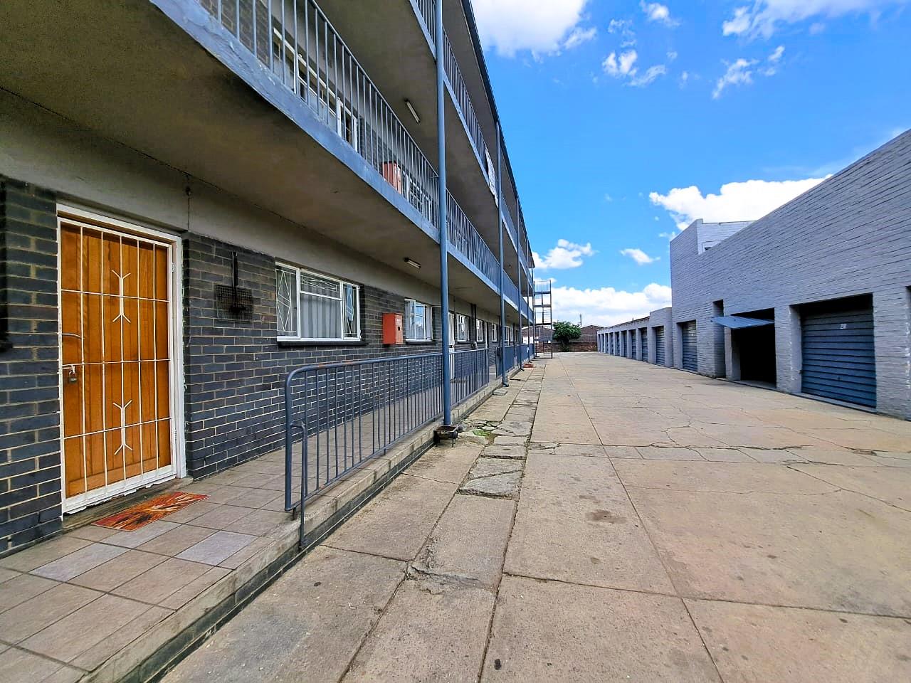 2 Bedroom Property for Sale in Three Rivers Gauteng