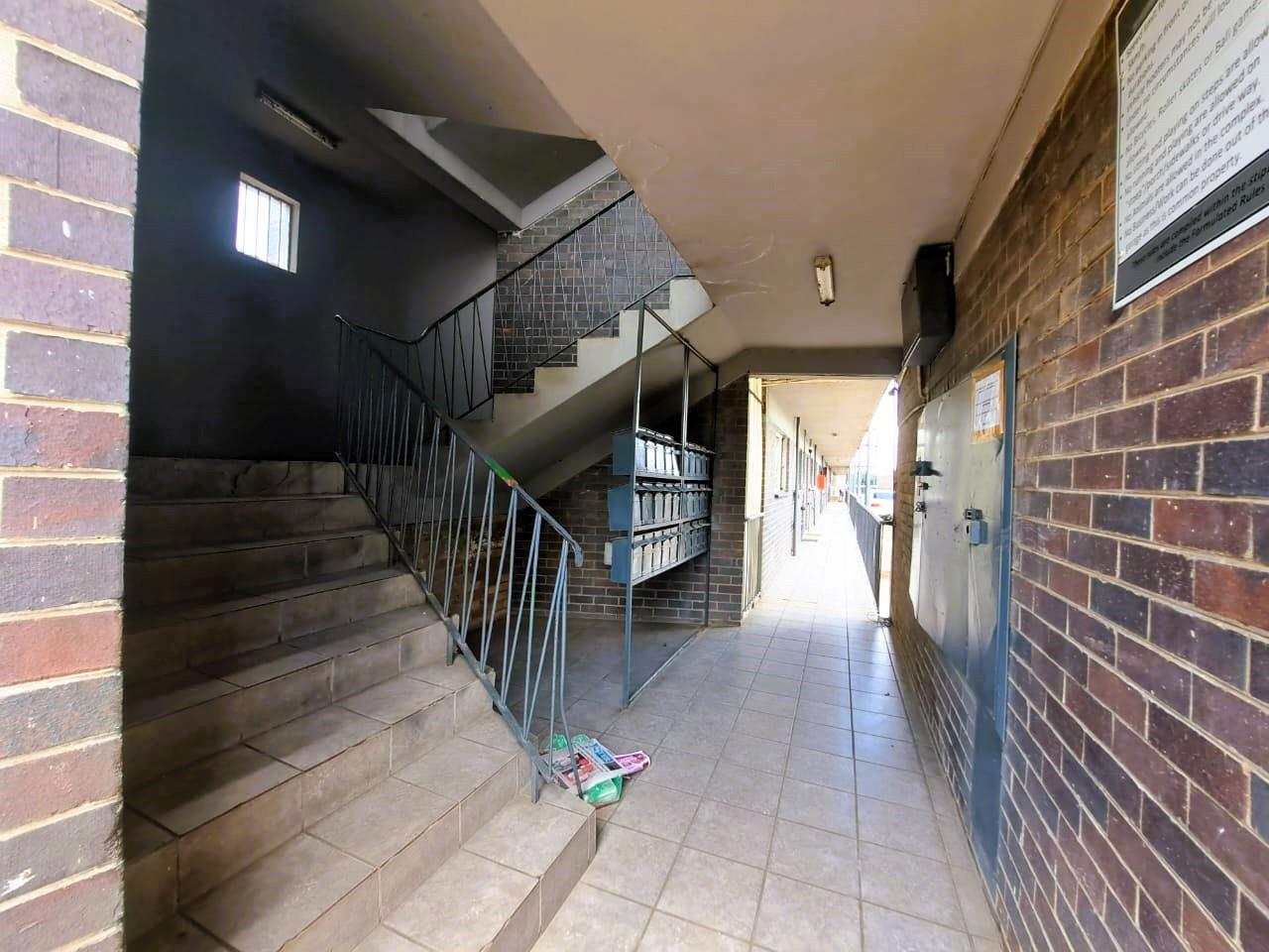 2 Bedroom Property for Sale in Three Rivers Gauteng