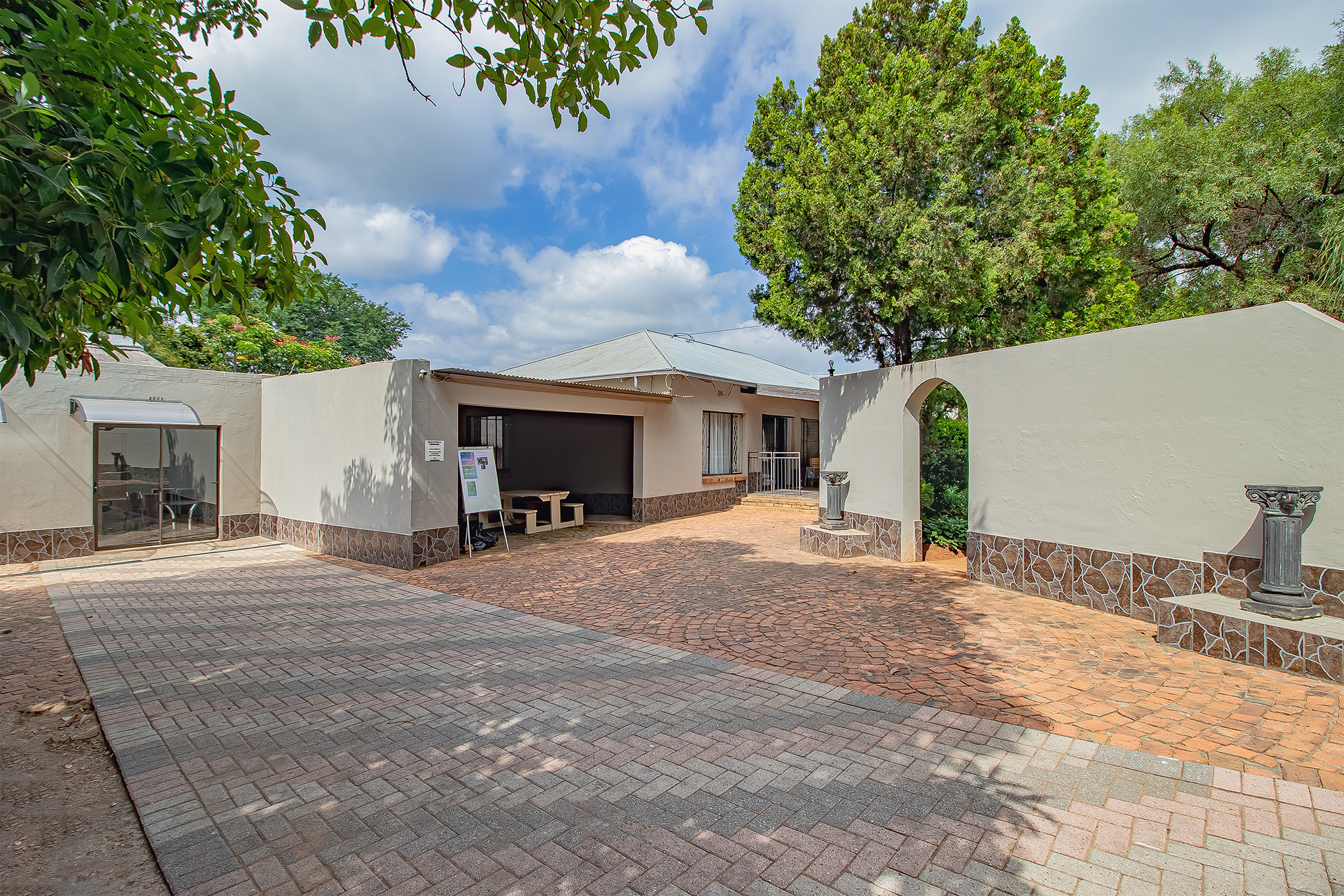 0 Bedroom Property for Sale in Mountain View Gauteng