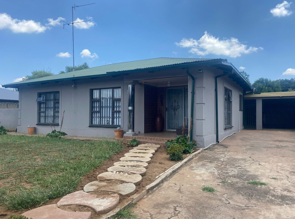 3 Bedroom Property for Sale in Vanderbijlpark CW 5 Gauteng