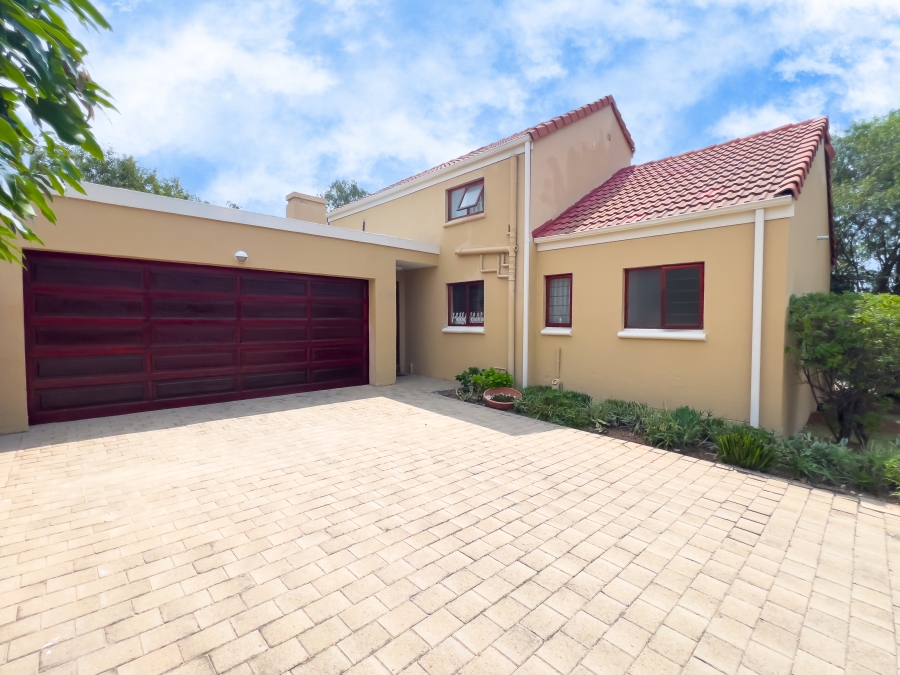 3 Bedroom Property for Sale in Barbeque Downs Gauteng