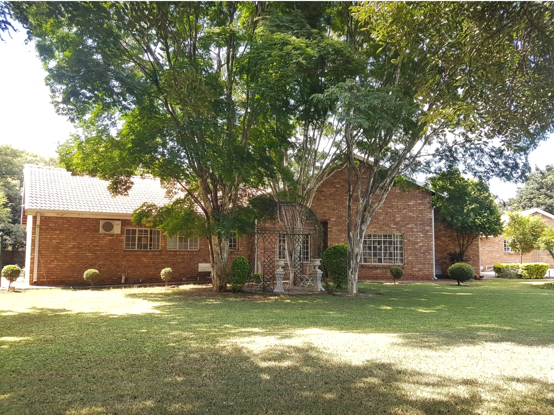 7 Bedroom Property for Sale in Montana Gauteng