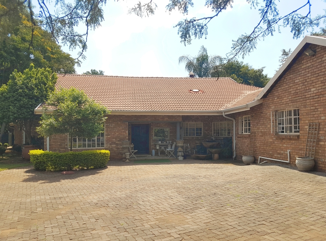 7 Bedroom Property for Sale in Montana Gauteng