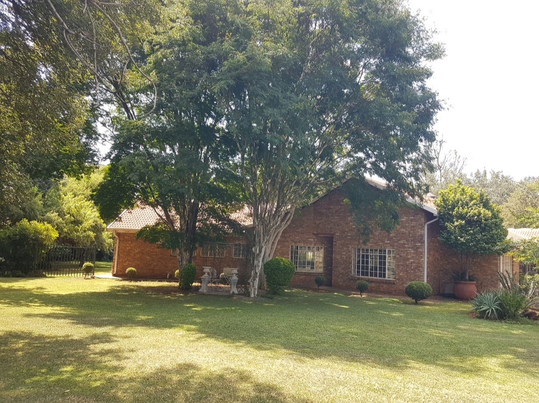 7 Bedroom Property for Sale in Montana Gauteng