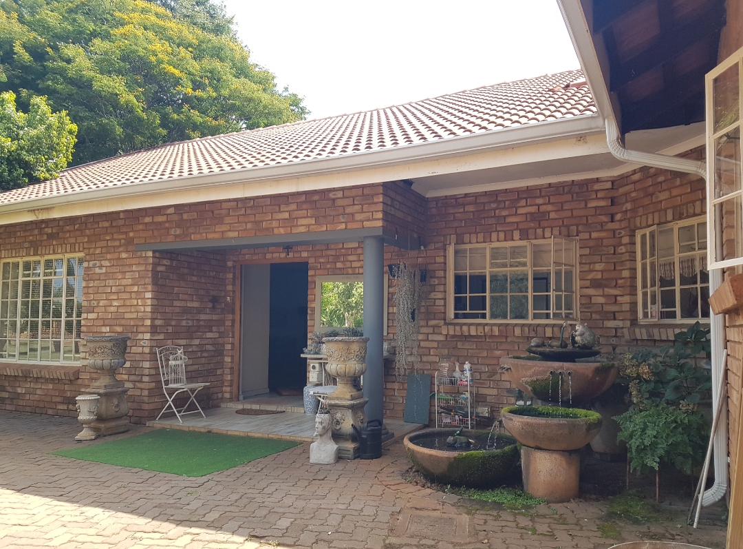 7 Bedroom Property for Sale in Montana Gauteng