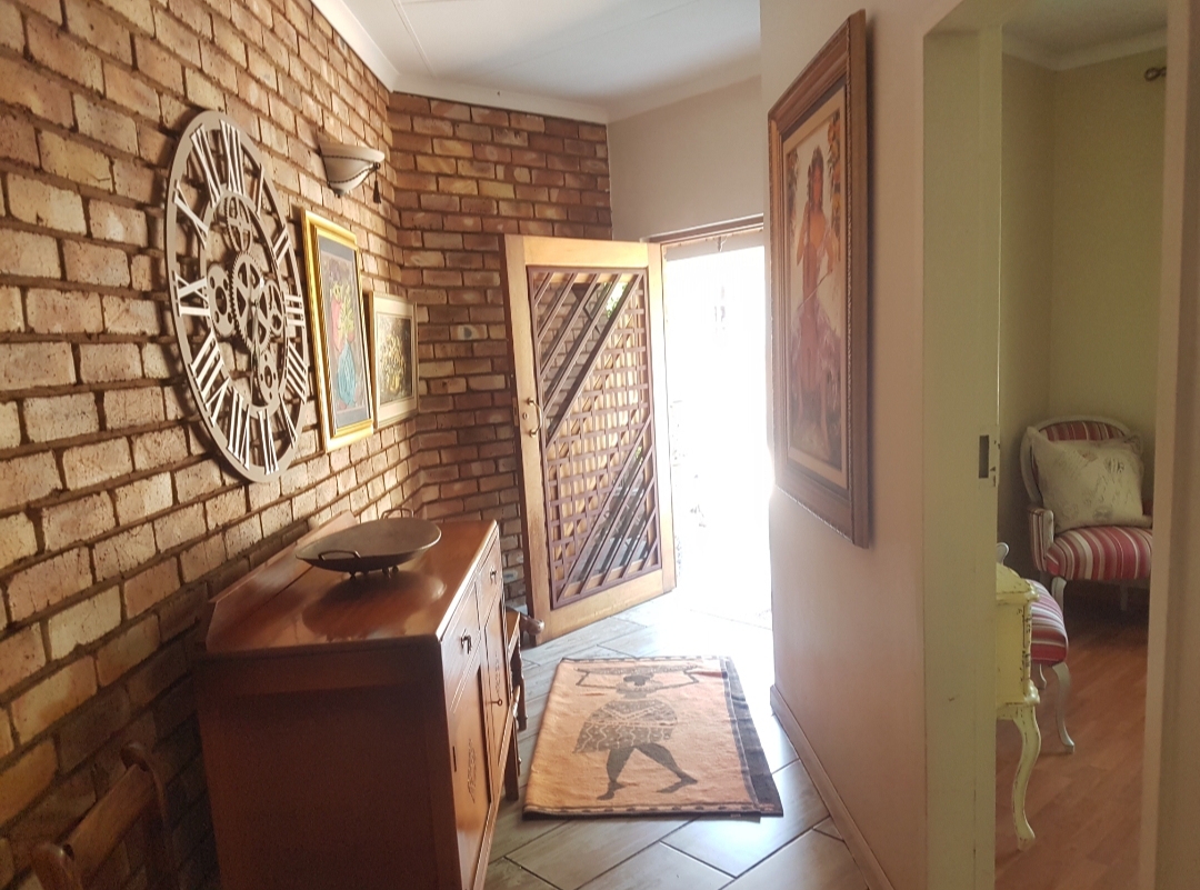 7 Bedroom Property for Sale in Montana Gauteng