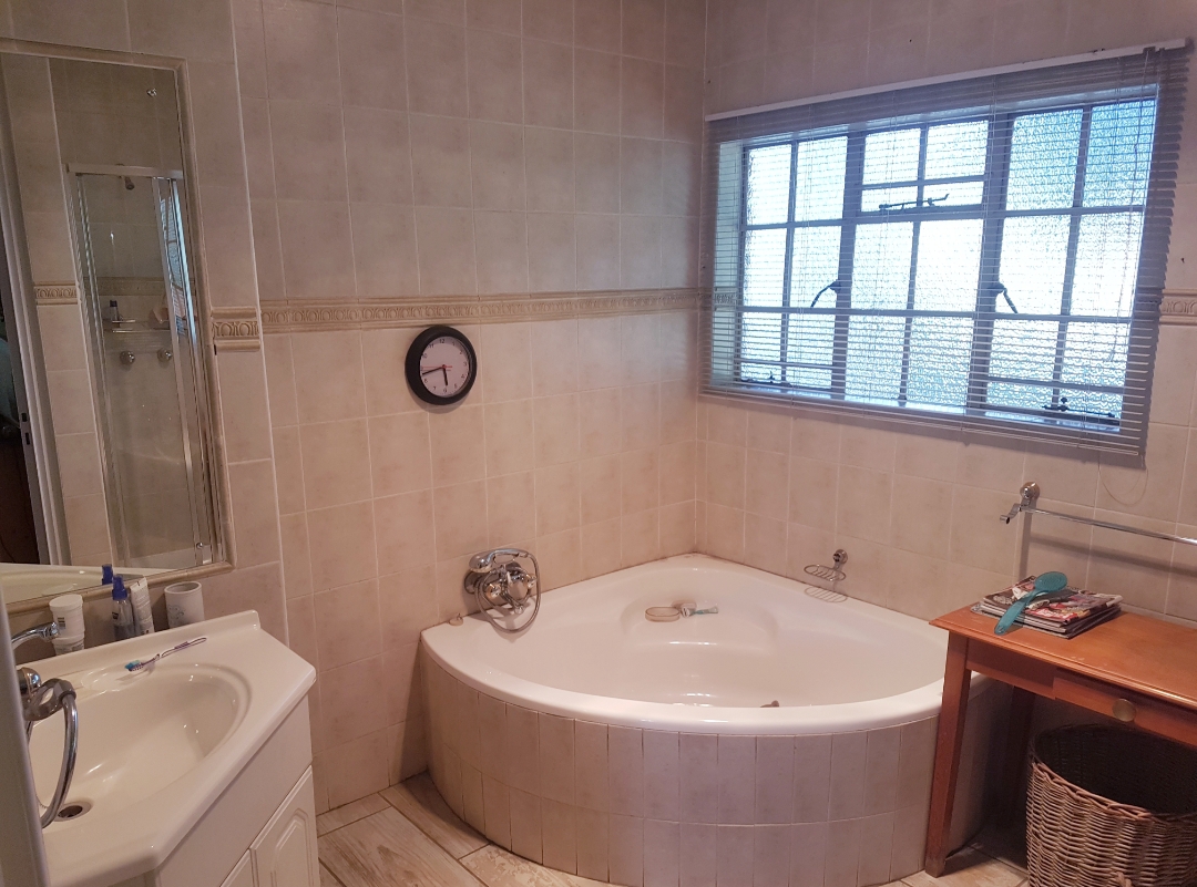 7 Bedroom Property for Sale in Montana Gauteng