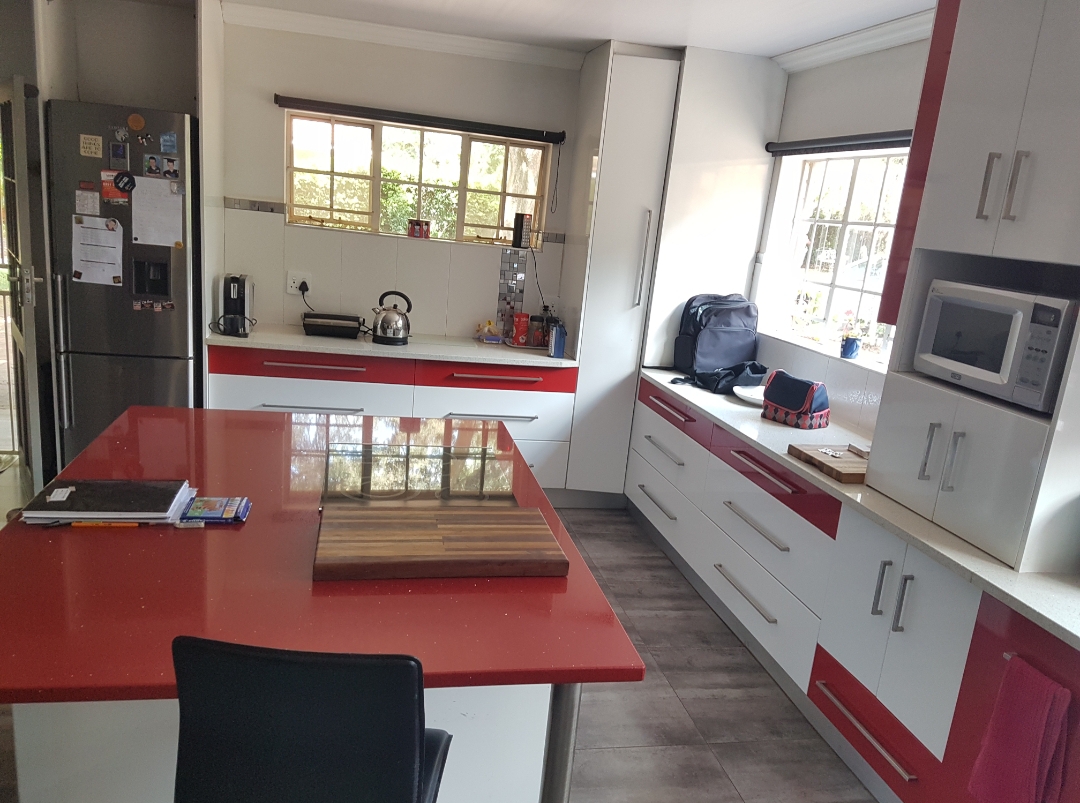 7 Bedroom Property for Sale in Montana Gauteng