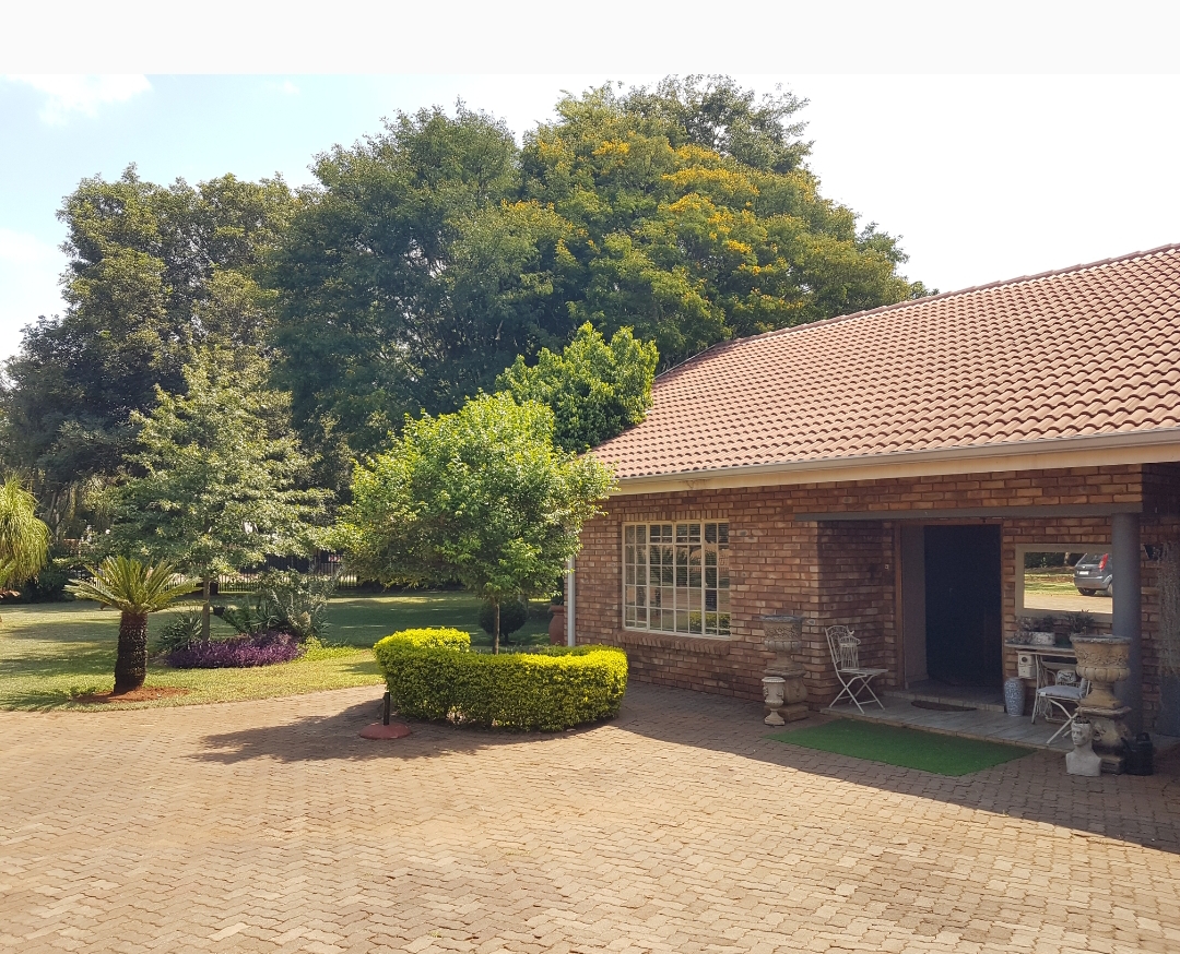 7 Bedroom Property for Sale in Montana Gauteng