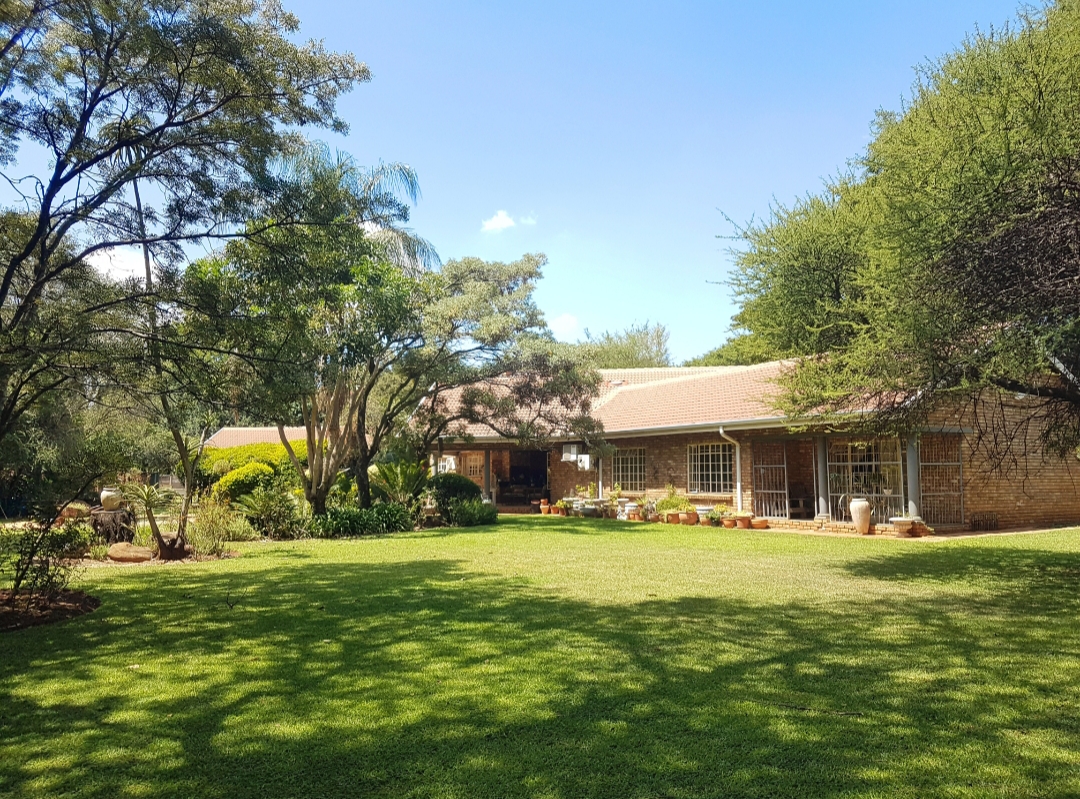 7 Bedroom Property for Sale in Montana Gauteng