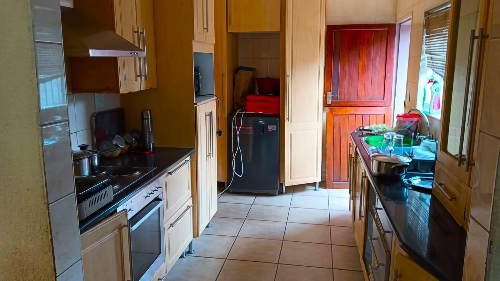 To Let 5 Bedroom Property for Rent in Van Riebeeck Park Gauteng
