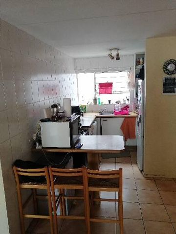 2 Bedroom Property for Sale in Vorna Valley Gauteng