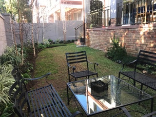 To Let 2 Bedroom Property for Rent in Saxonwold Gauteng