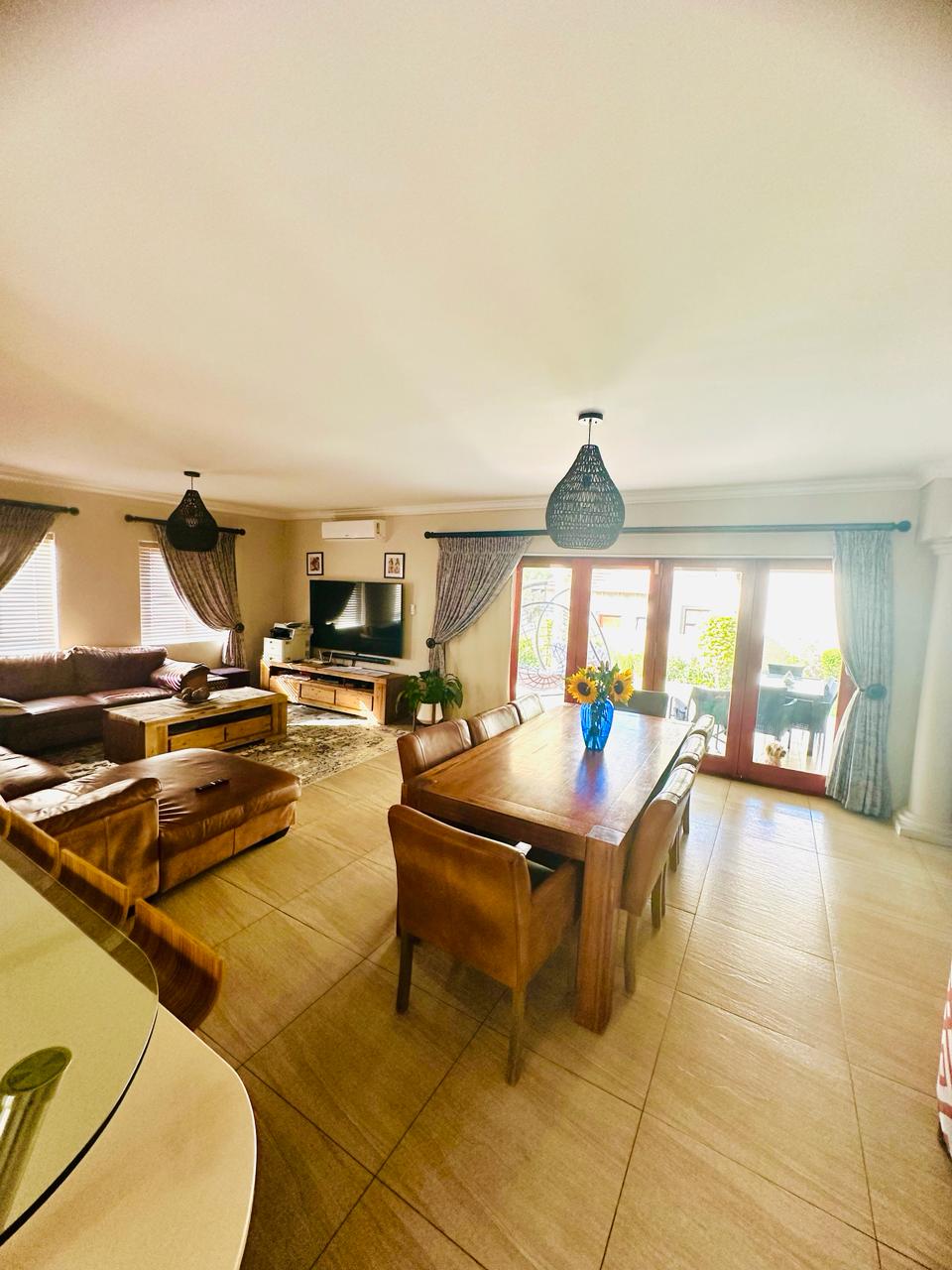 5 Bedroom Property for Sale in Valley View Estate Gauteng