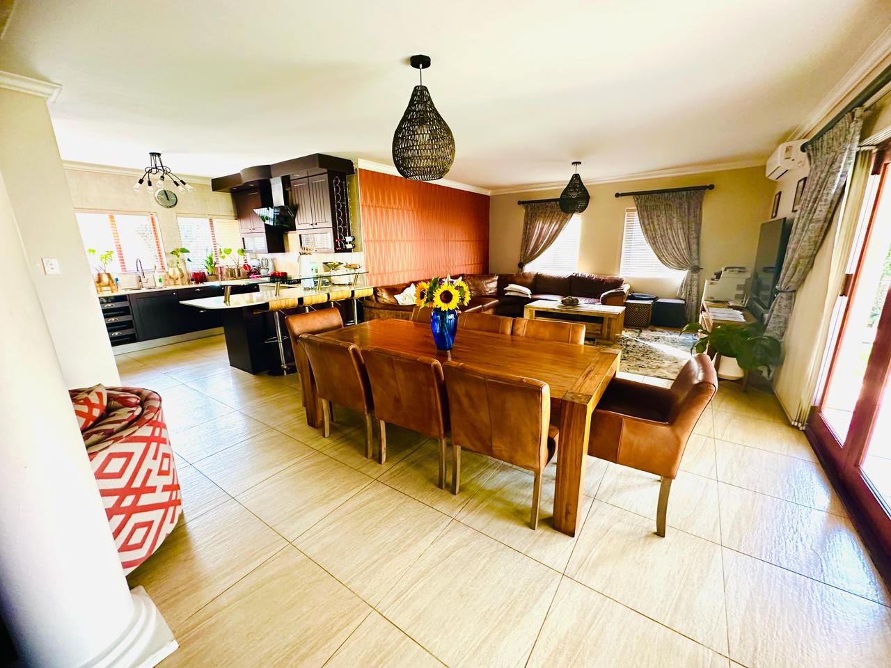 5 Bedroom Property for Sale in Valley View Estate Gauteng