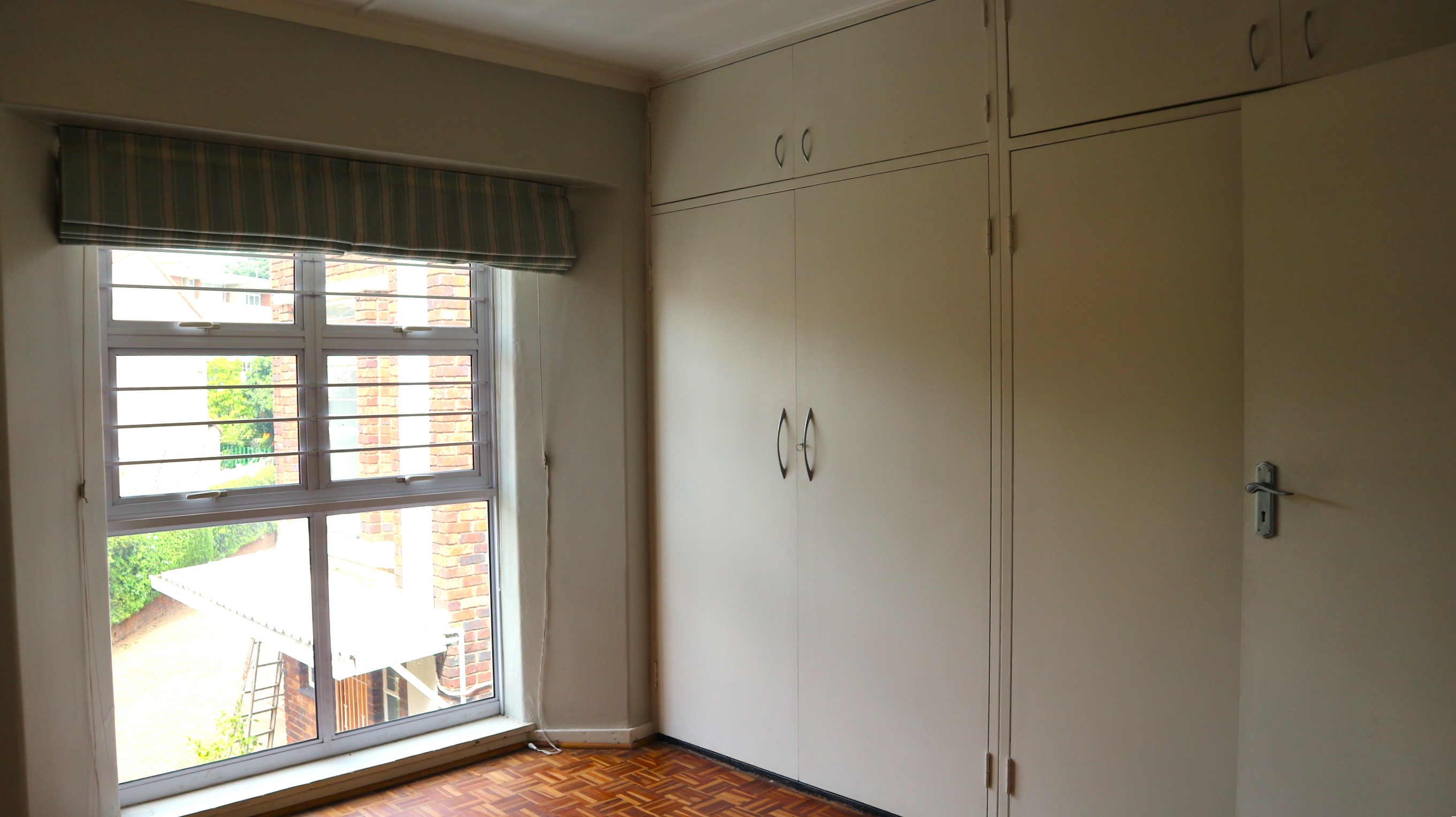 2 Bedroom Property for Sale in Essexwold Gauteng