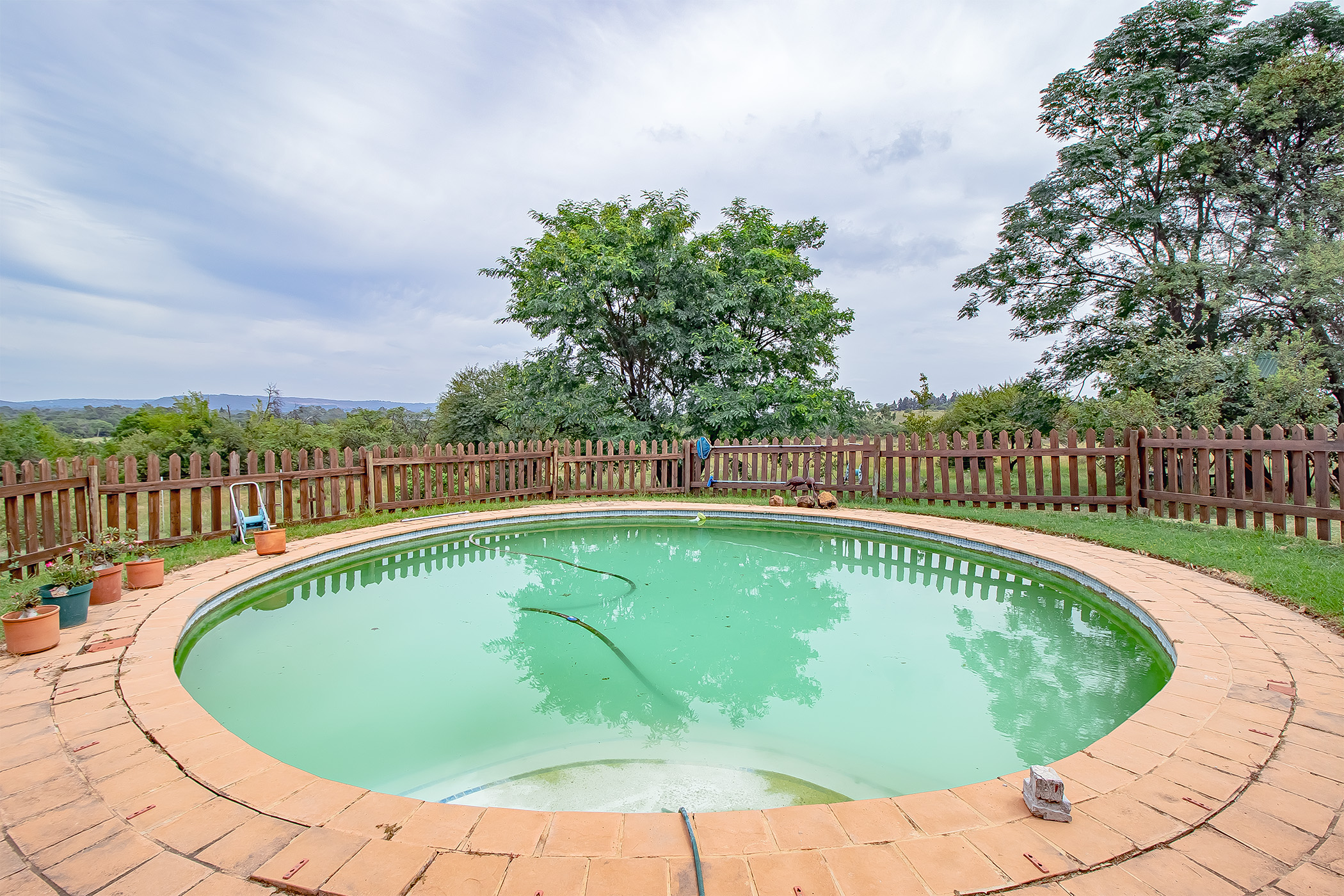 6 Bedroom Property for Sale in Mooiplaats Gauteng