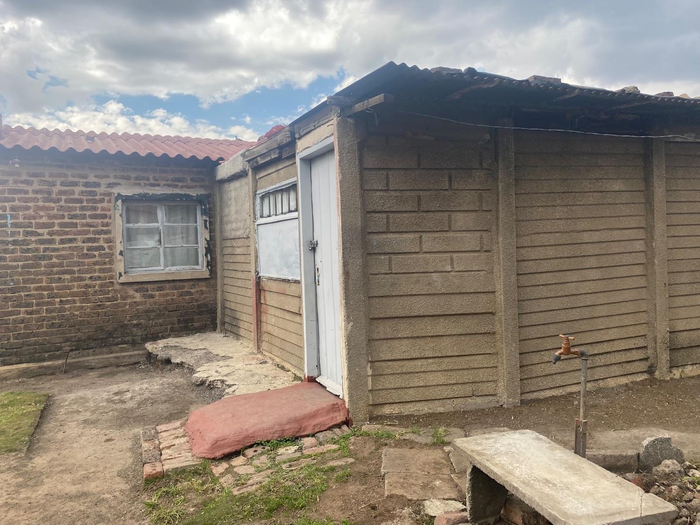 2 Bedroom Property for Sale in Sharpeville Gauteng