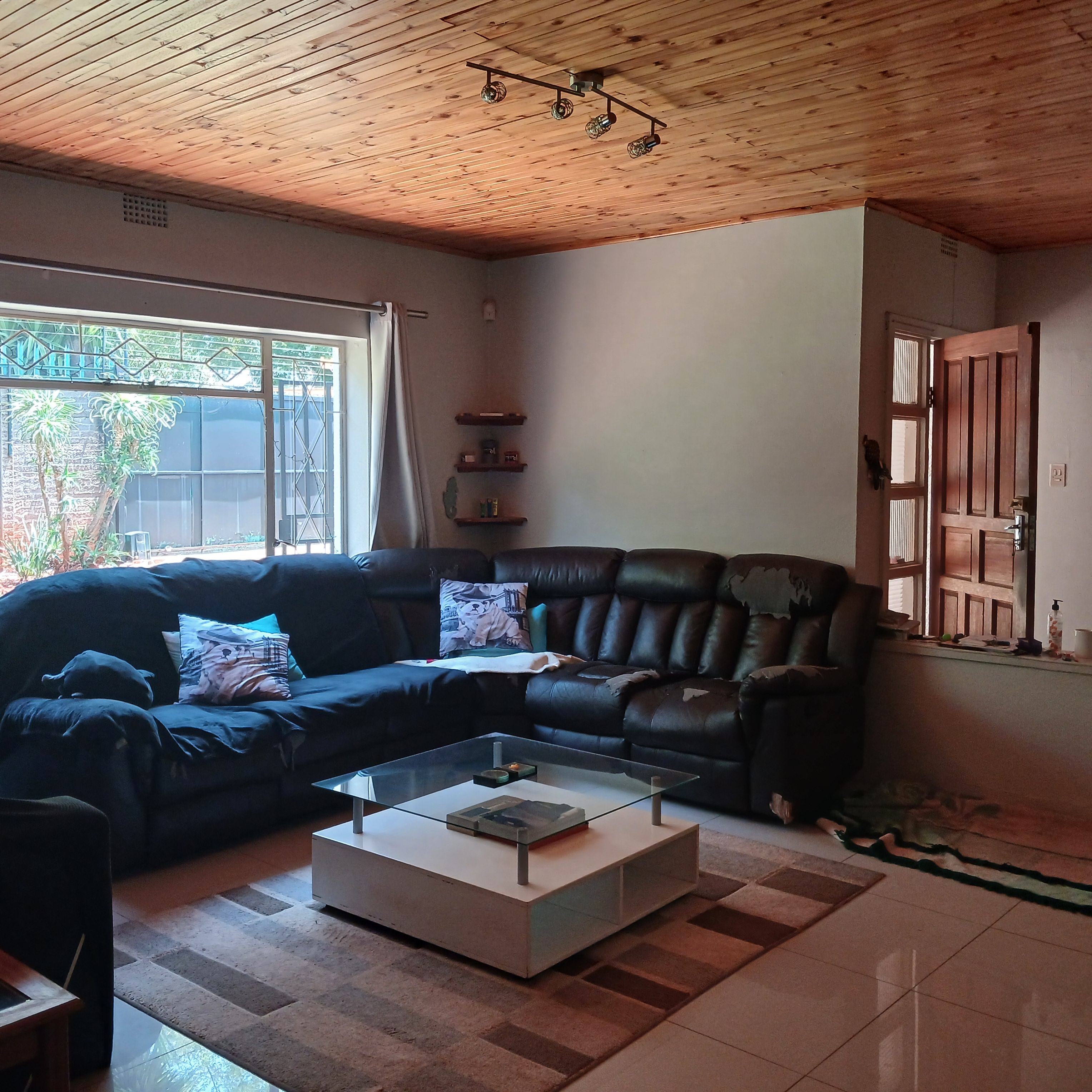 7 Bedroom Property for Sale in Edendale Gauteng