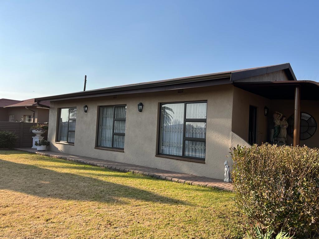 3 Bedroom Property for Sale in Rothdene Gauteng