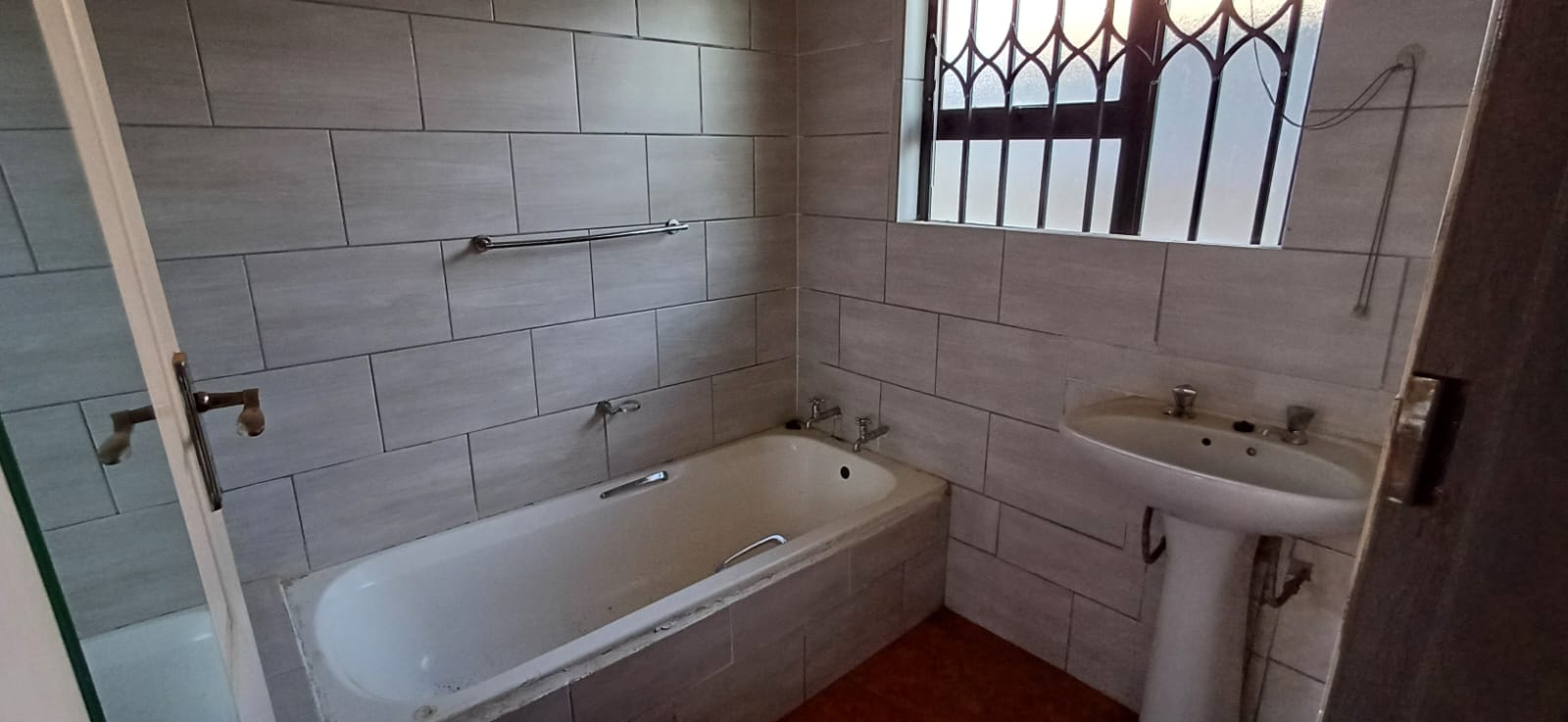 2 Bedroom Property for Sale in Beverley Hills Gauteng