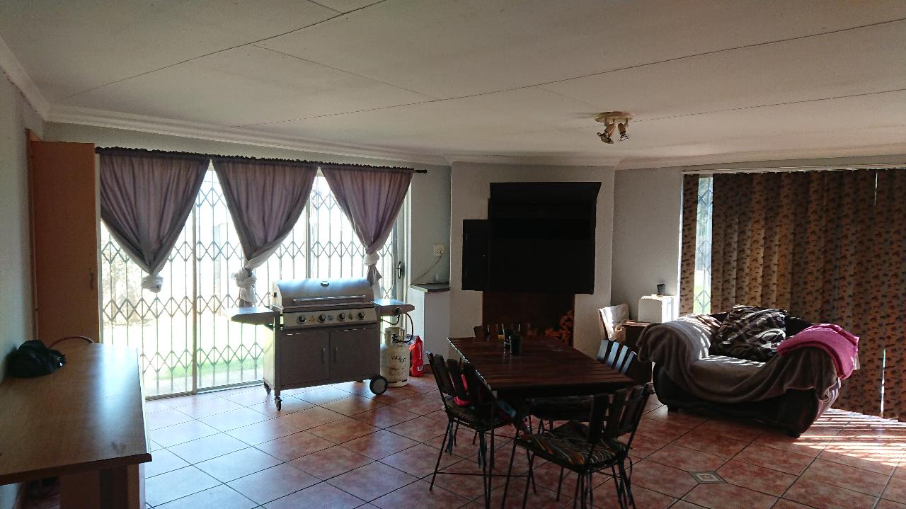 To Let 4 Bedroom Property for Rent in Arcon Park Gauteng