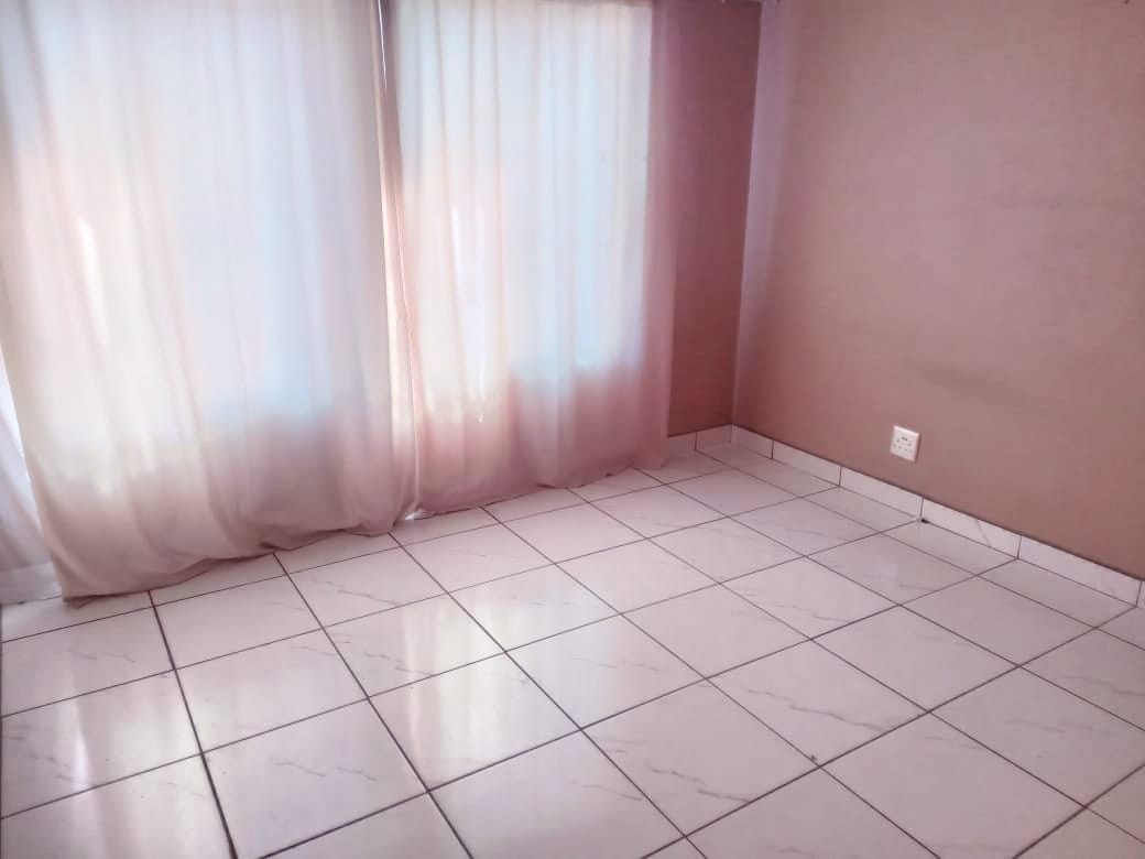 2 Bedroom Property for Sale in Eloffsdal Gauteng