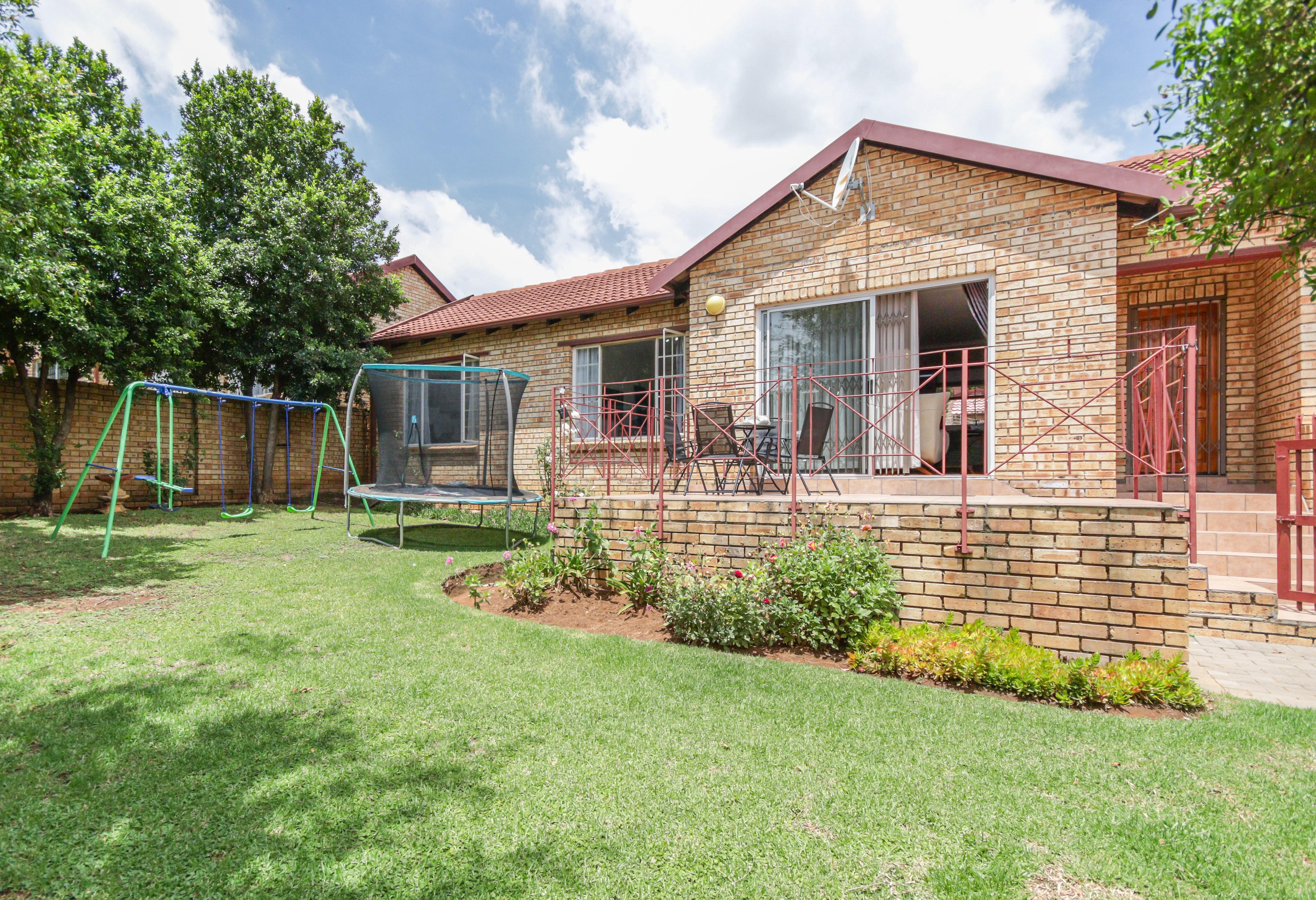 3 Bedroom Property for Sale in Kyalami Hills Gauteng