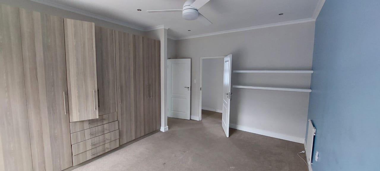 To Let 5 Bedroom Property for Rent in Hurlingham Gauteng
