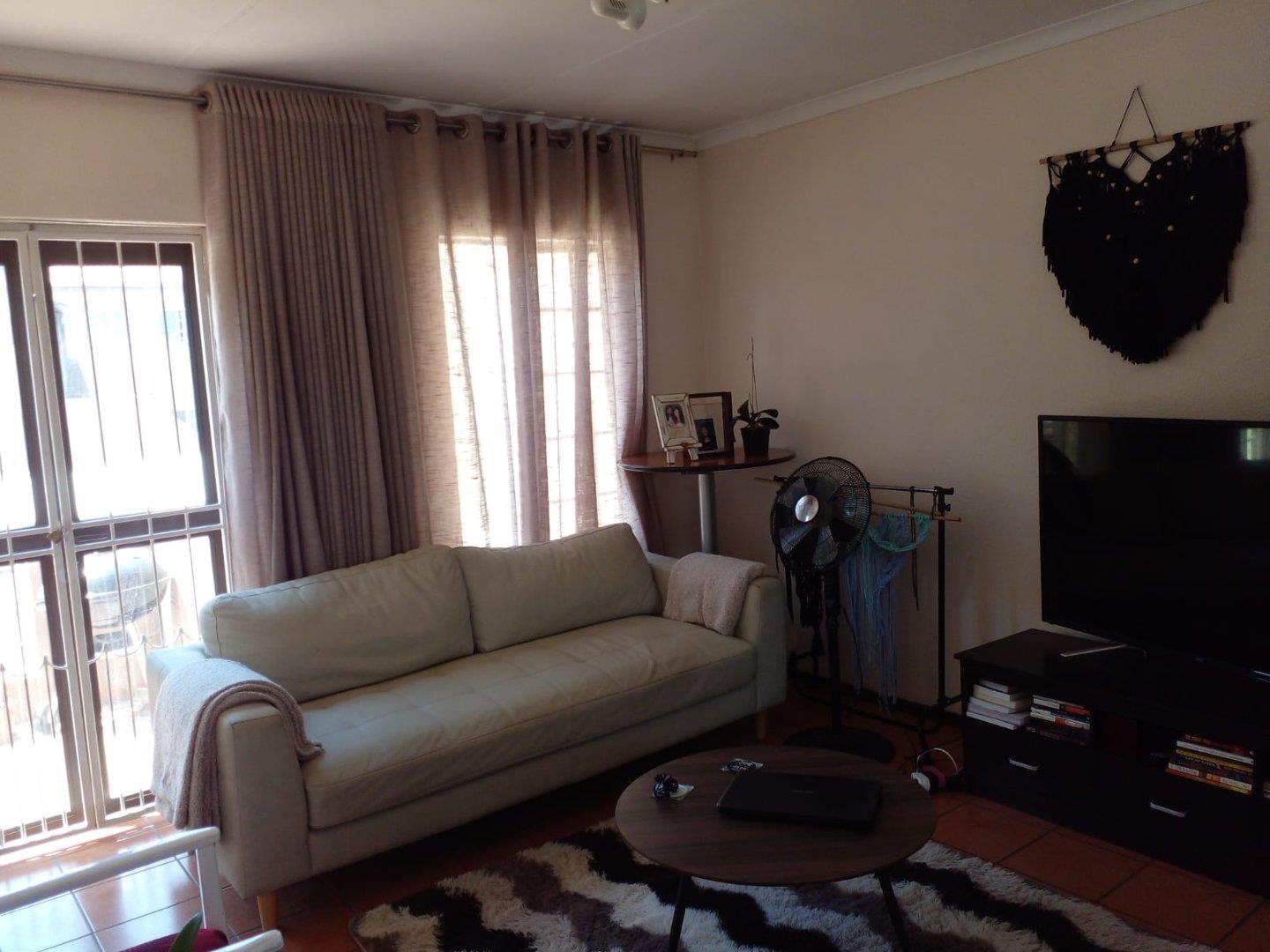 2 Bedroom Property for Sale in Jordaan Park Gauteng