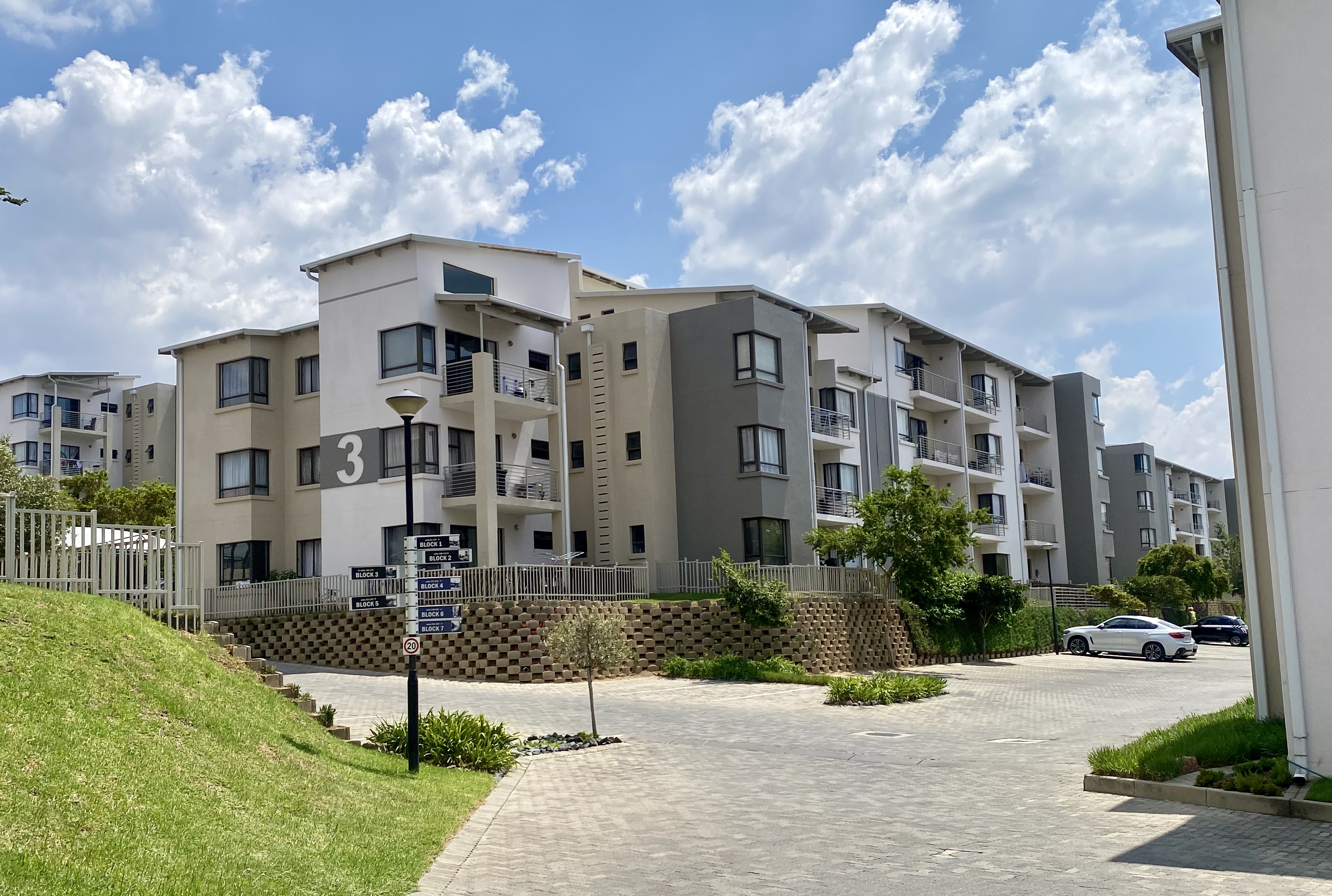 2 Bedroom Property for Sale in Fourways Gauteng