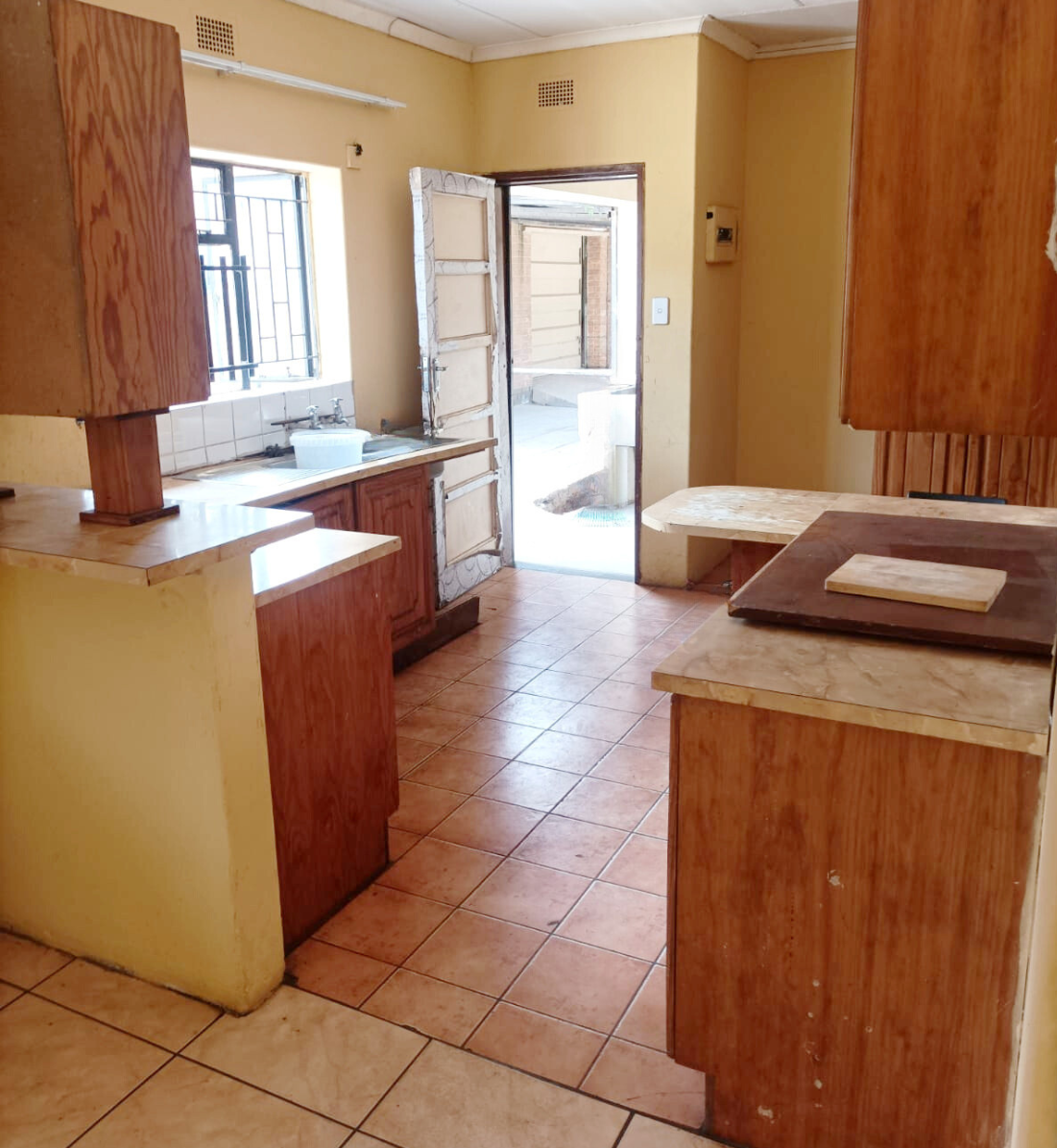 3 Bedroom Property for Sale in Vanderbijlpark CW 4 Gauteng