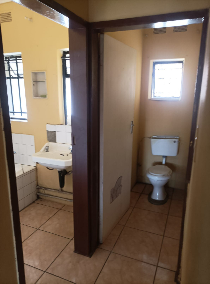 3 Bedroom Property for Sale in Vanderbijlpark CW 4 Gauteng