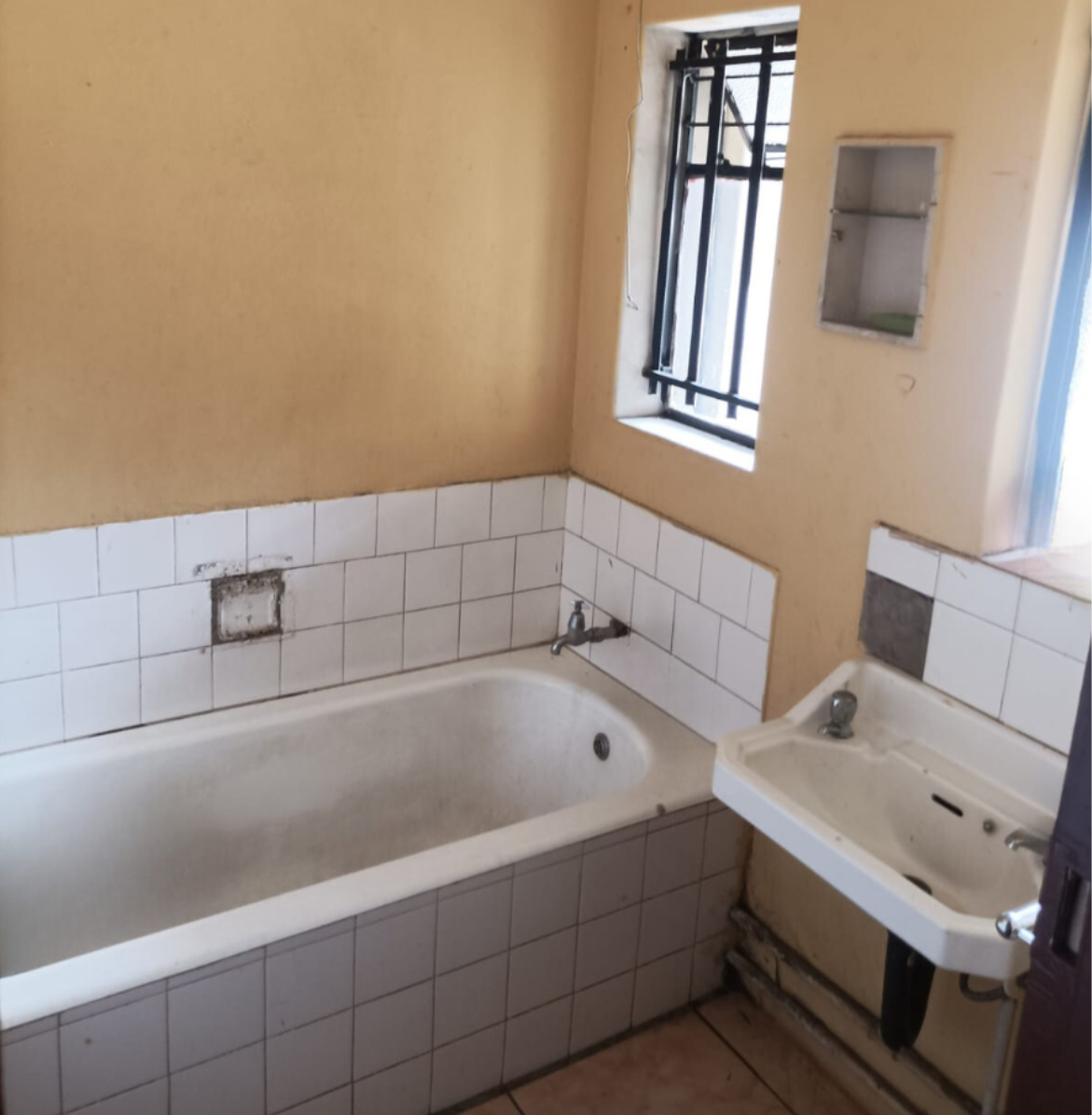 3 Bedroom Property for Sale in Vanderbijlpark CW 4 Gauteng