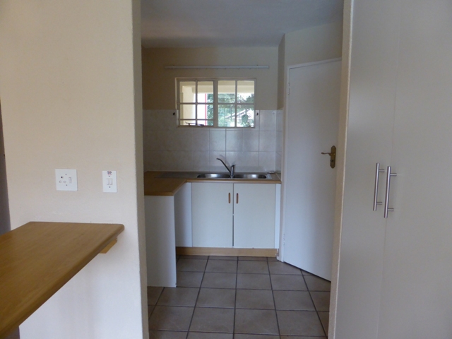 To Let 1 Bedroom Property for Rent in Monument Park Gauteng