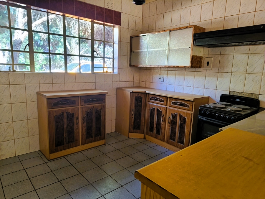 3 Bedroom Property for Sale in Firolaz AH Gauteng