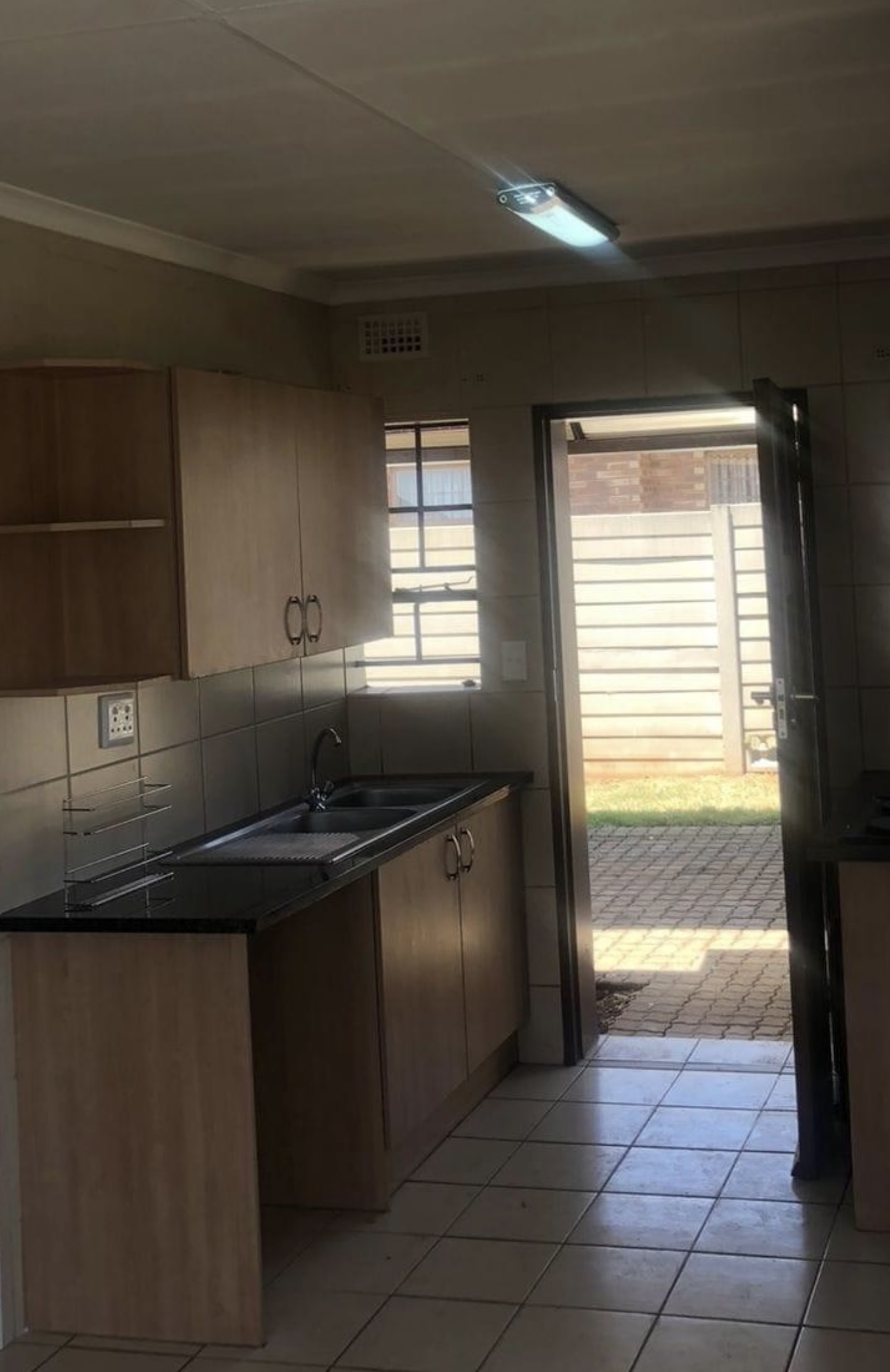 2 Bedroom Property for Sale in Clayville Gauteng