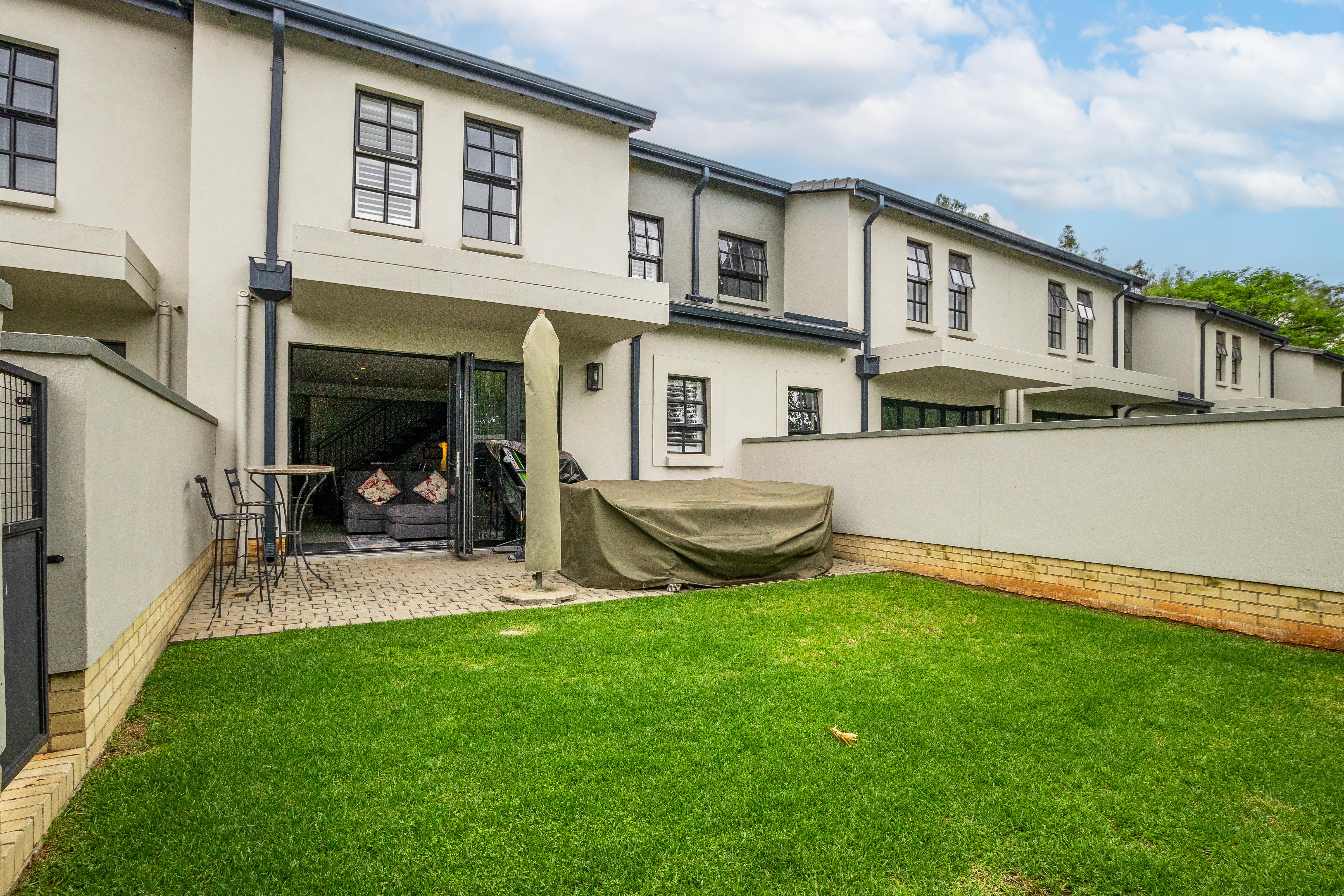 3 Bedroom Property for Sale in Bryanston Gauteng