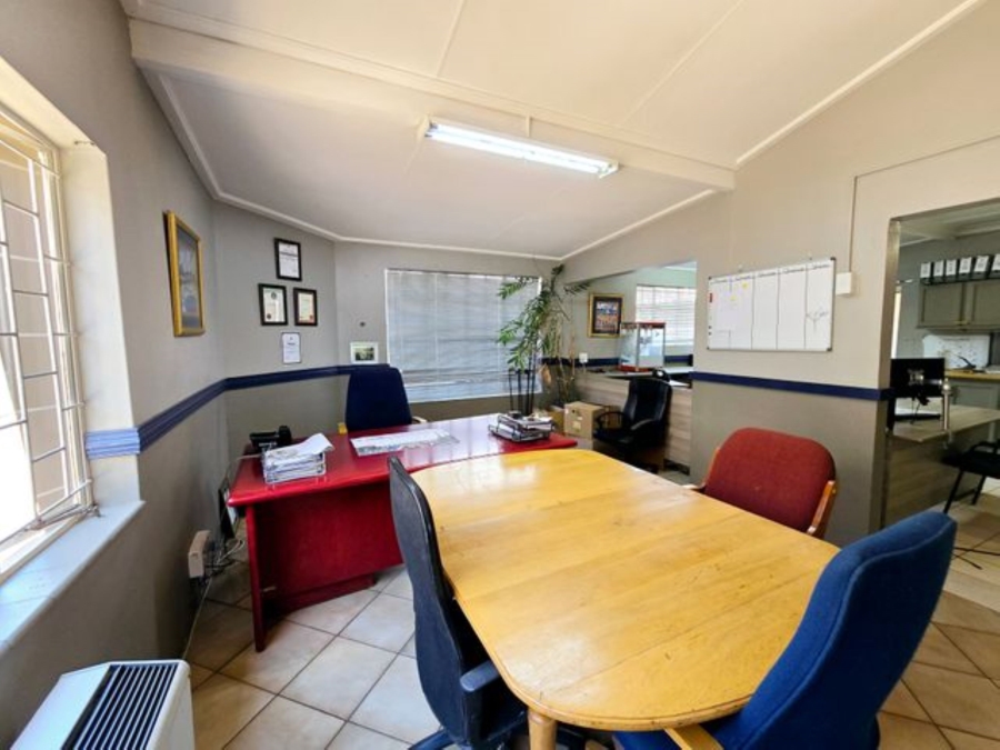 Commercial Property for Sale in Sinoville Gauteng