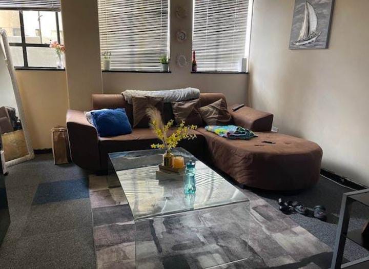 To Let 1 Bedroom Property for Rent in Braamfontein Gauteng