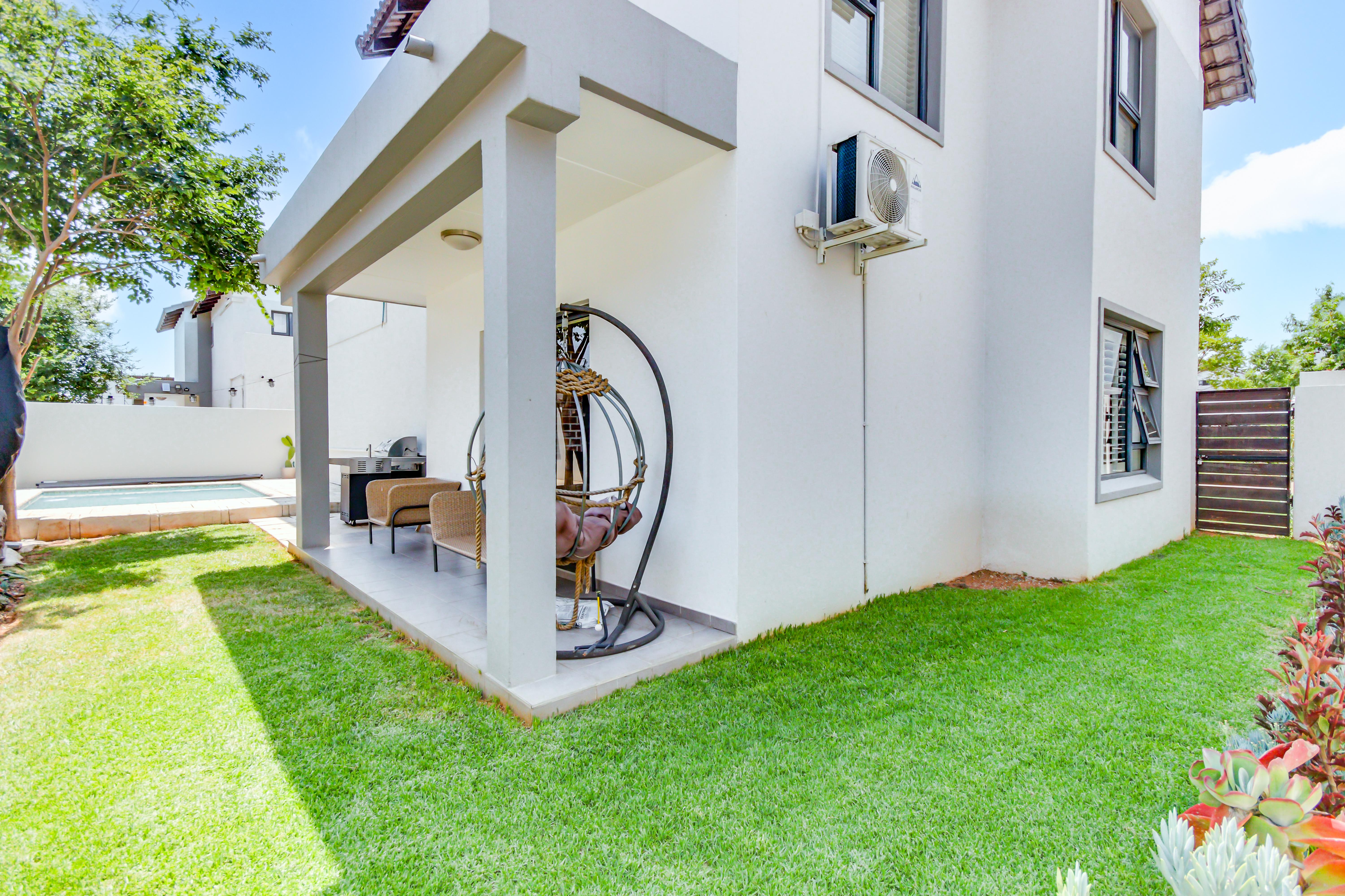 3 Bedroom Property for Sale in Broadacres Gauteng
