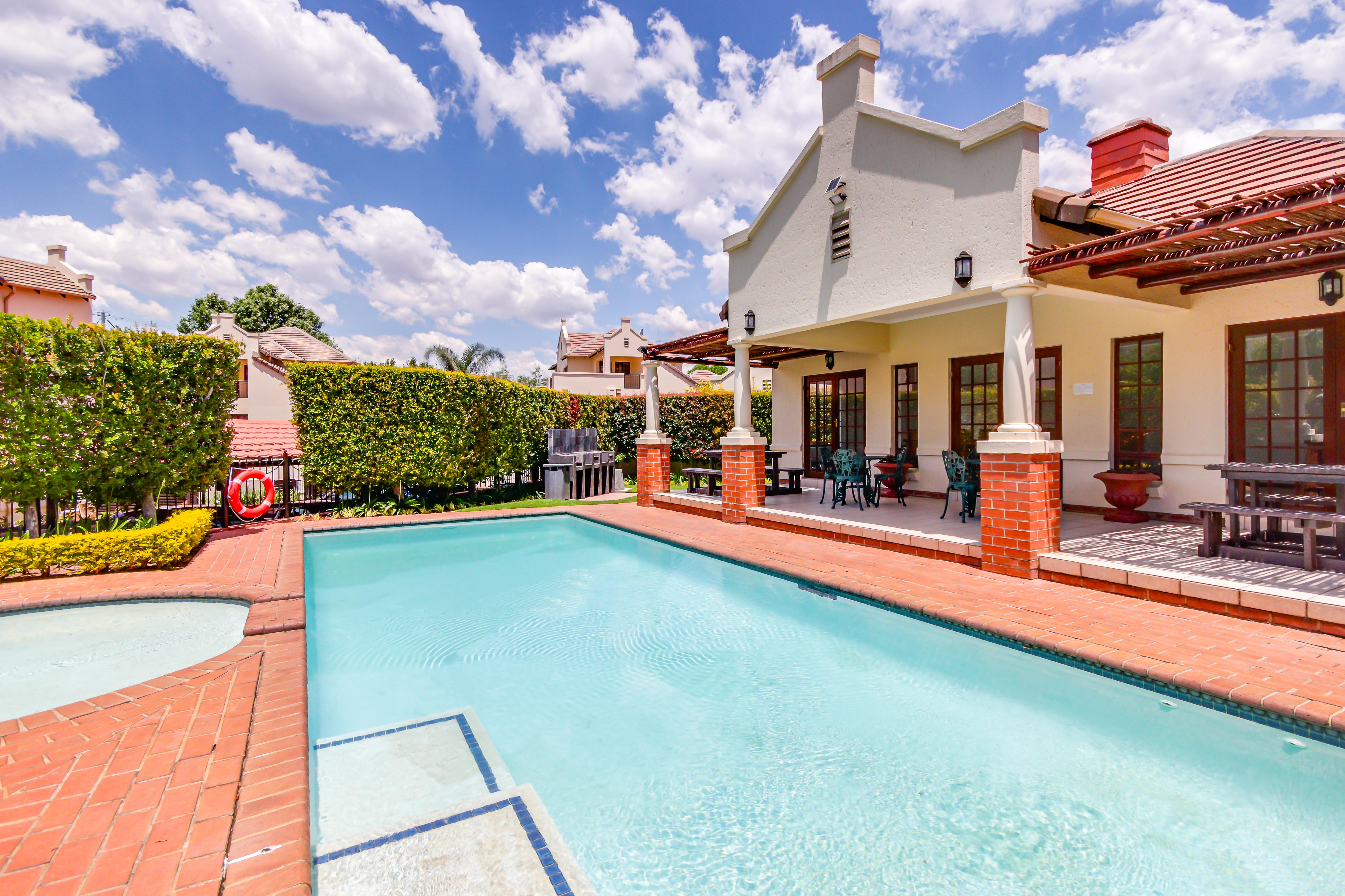 3 Bedroom Property for Sale in Lonehill Gauteng