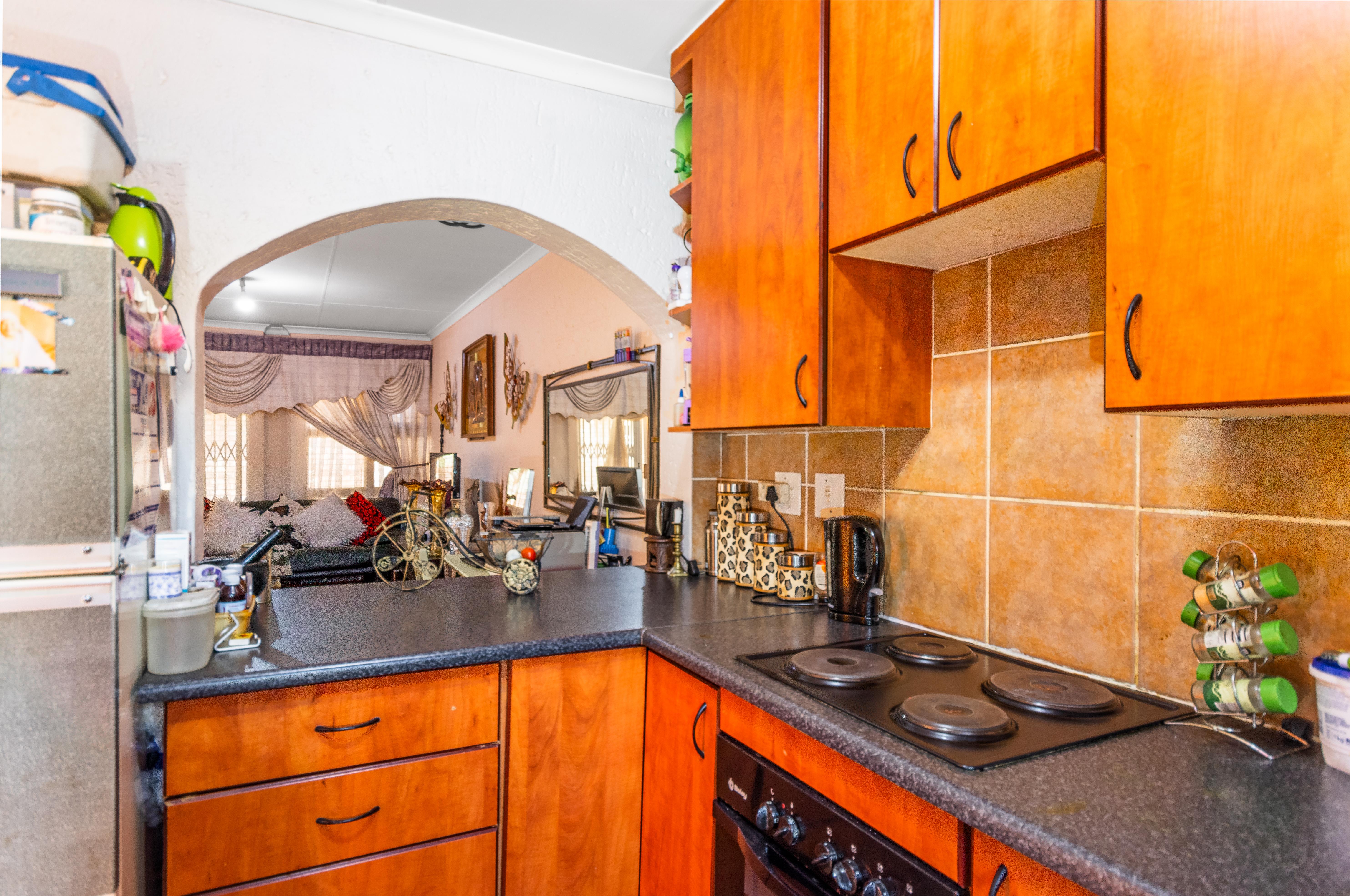 2 Bedroom Property for Sale in Halfway Gardens Gauteng