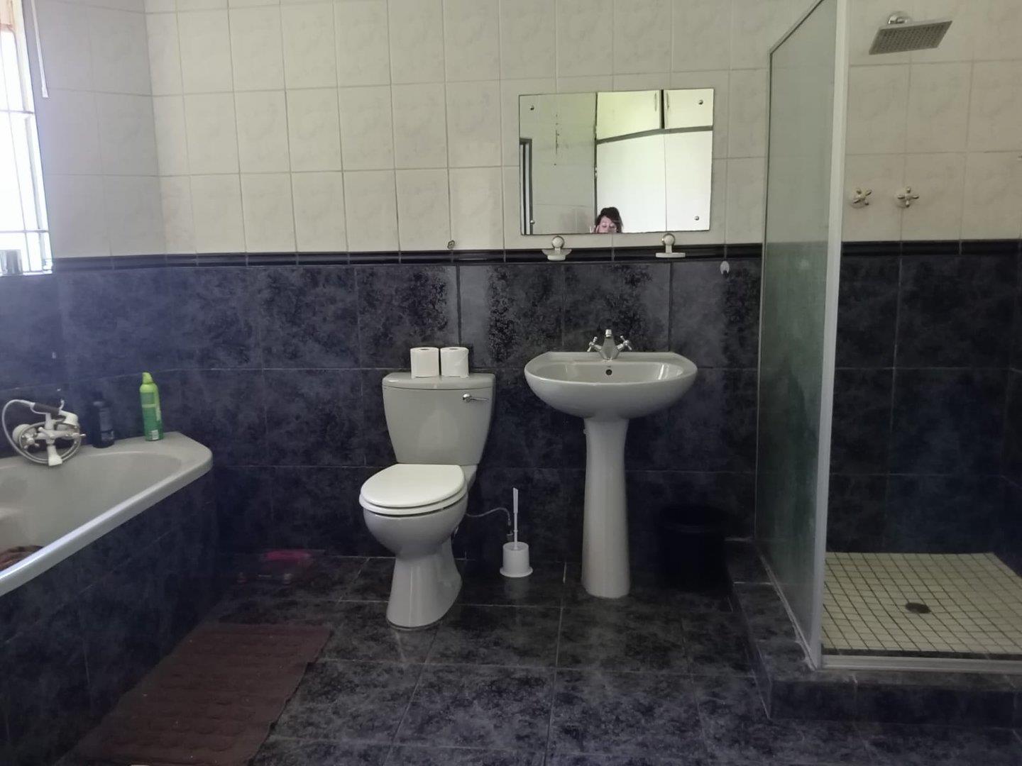 5 Bedroom Property for Sale in Kookrus Gauteng