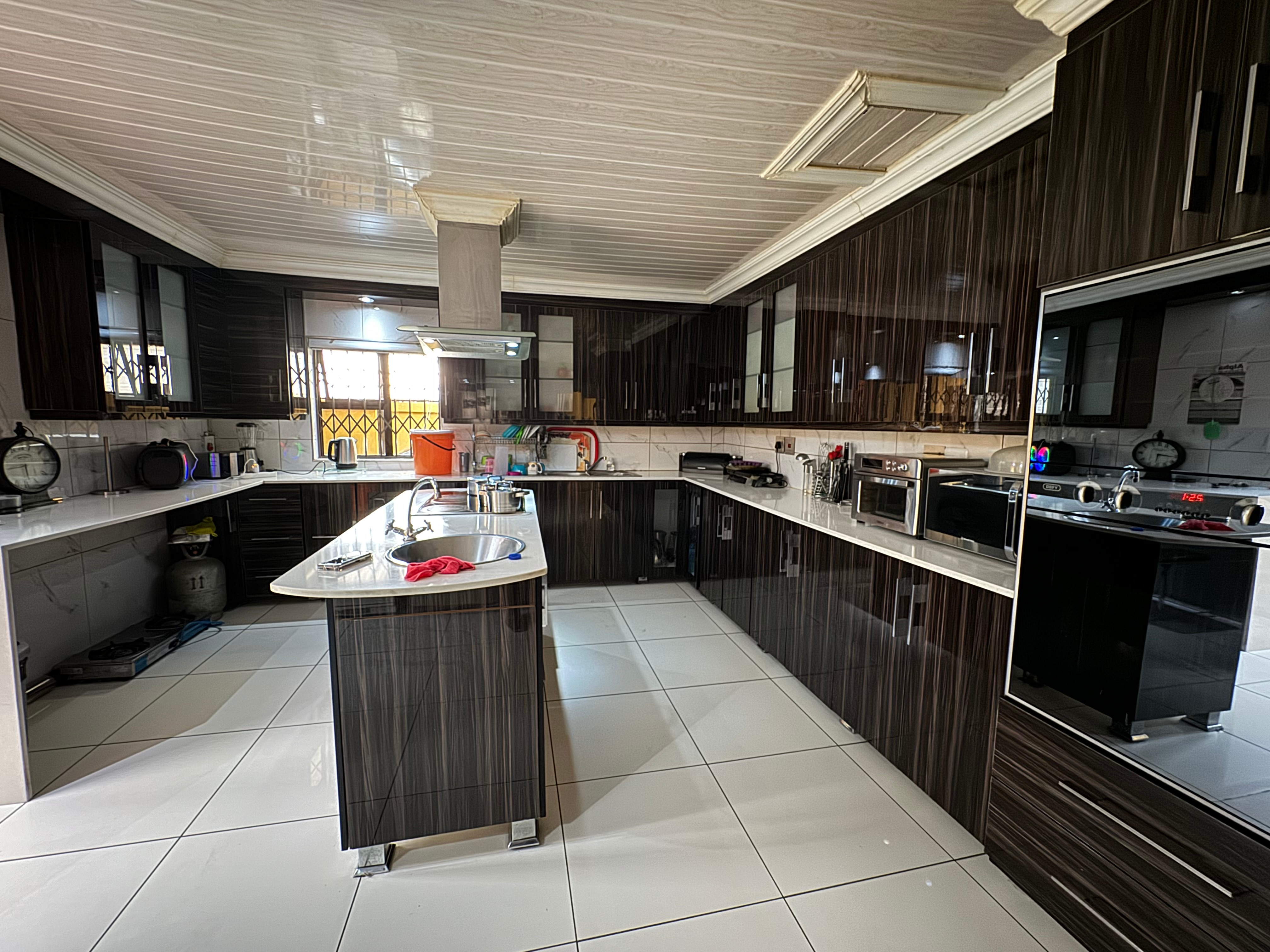 6 Bedroom Property for Sale in Forest Hill Gauteng